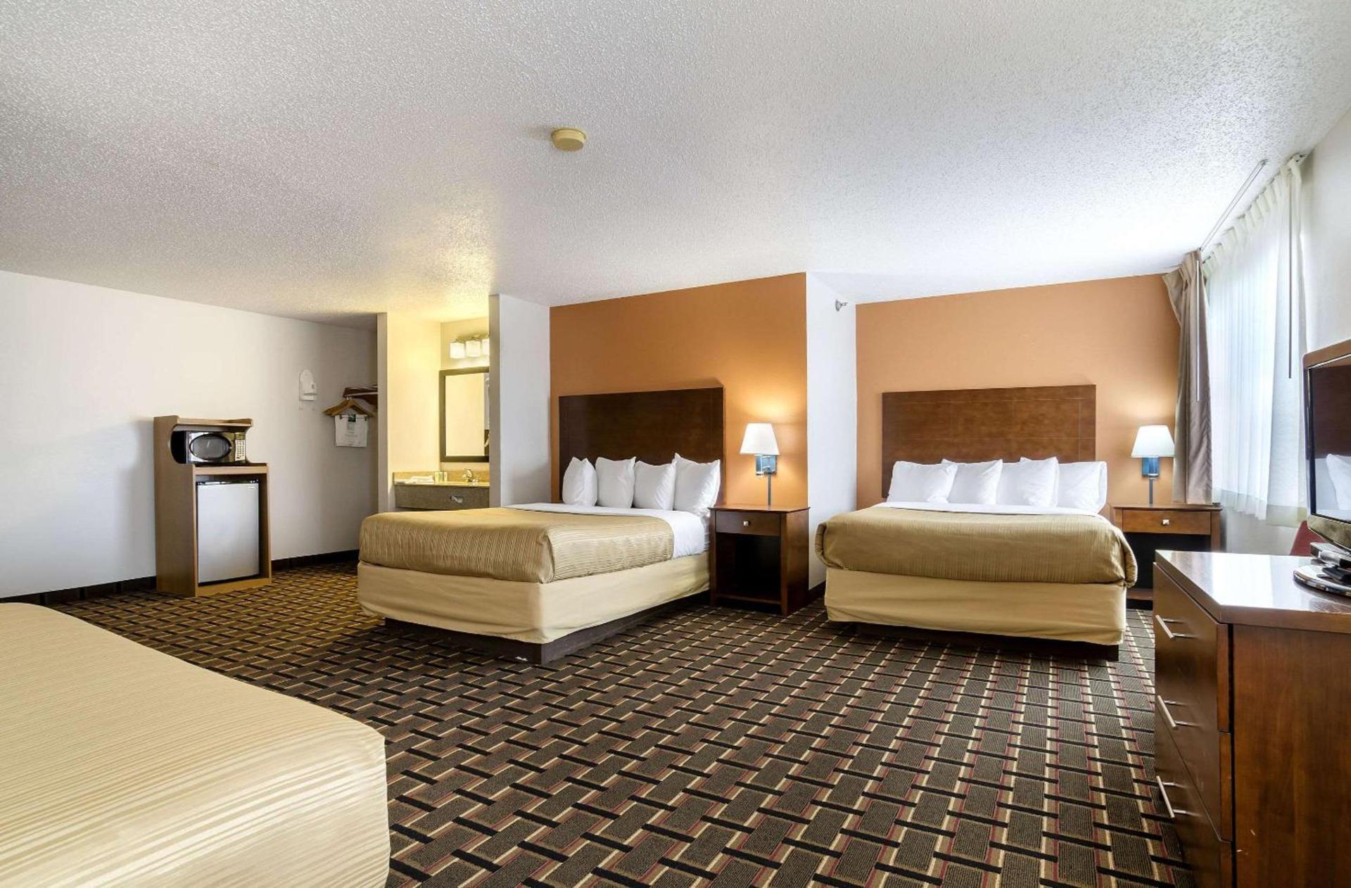 Quality Inn Osceola photo 13