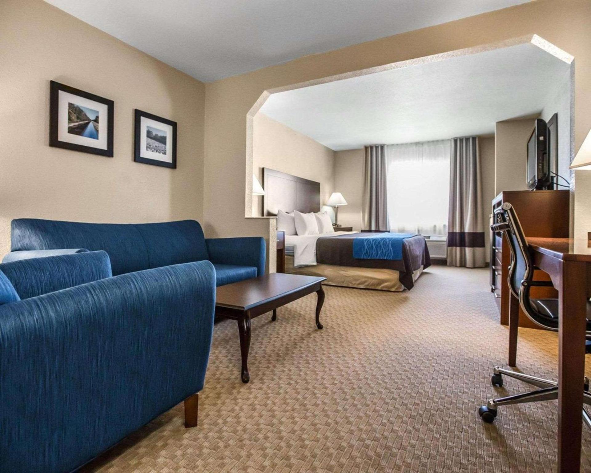 Quality Inn & Suites Dixon near I-88 photo 29