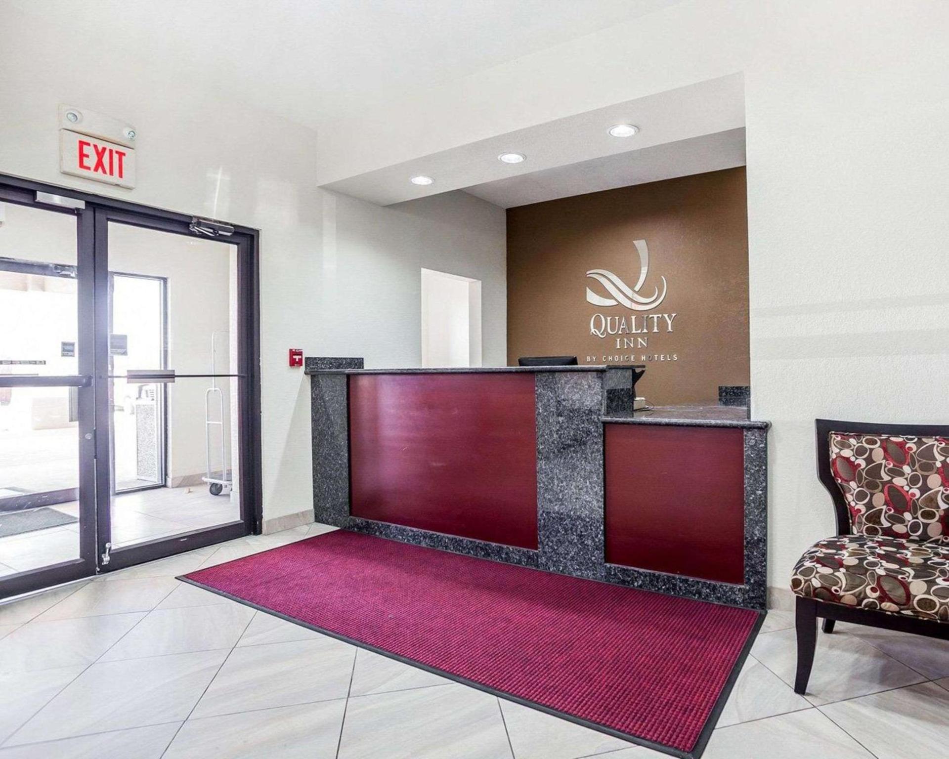 Quality Inn & Suites Altoona - Des Moines photo 7