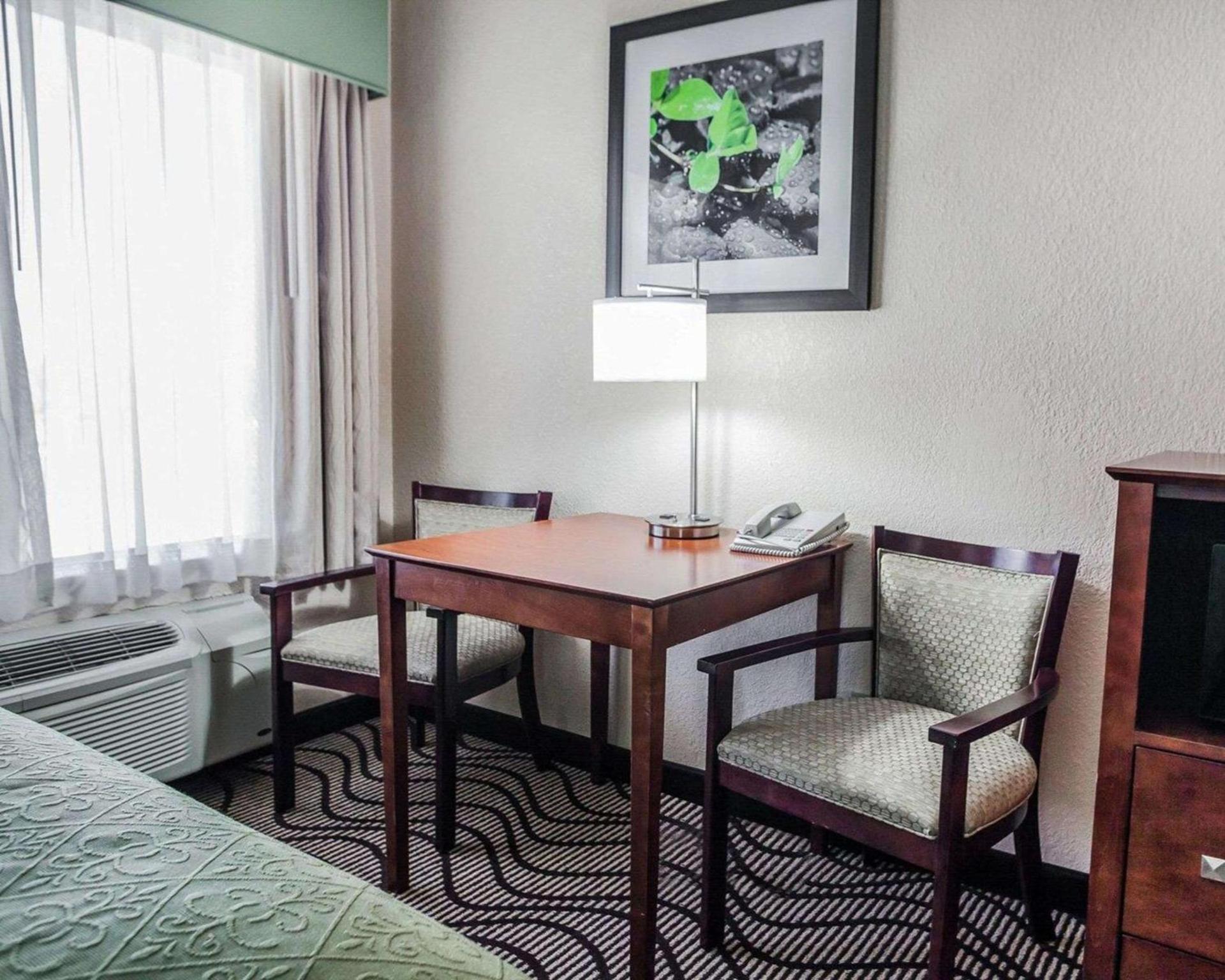 Quality Inn & Suites Altoona - Des Moines photo 14