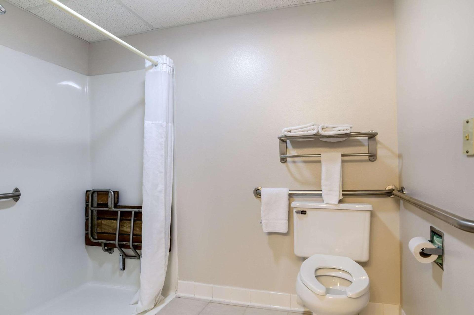 Quality Inn Osceola photo 19