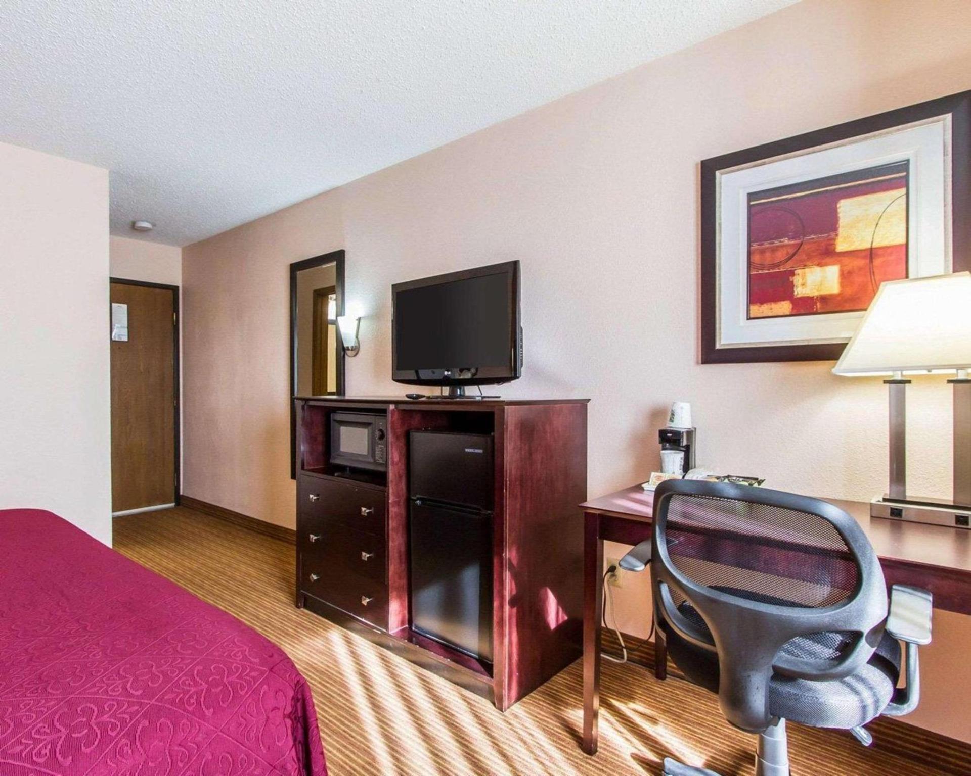 Quality Inn & Suites Ottumwa North photo 20