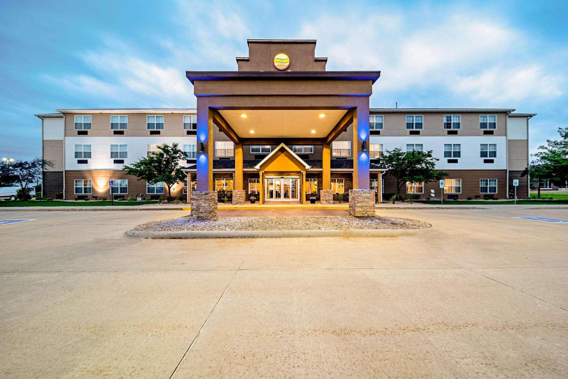 Comfort Inn & Suites Independence photo 2