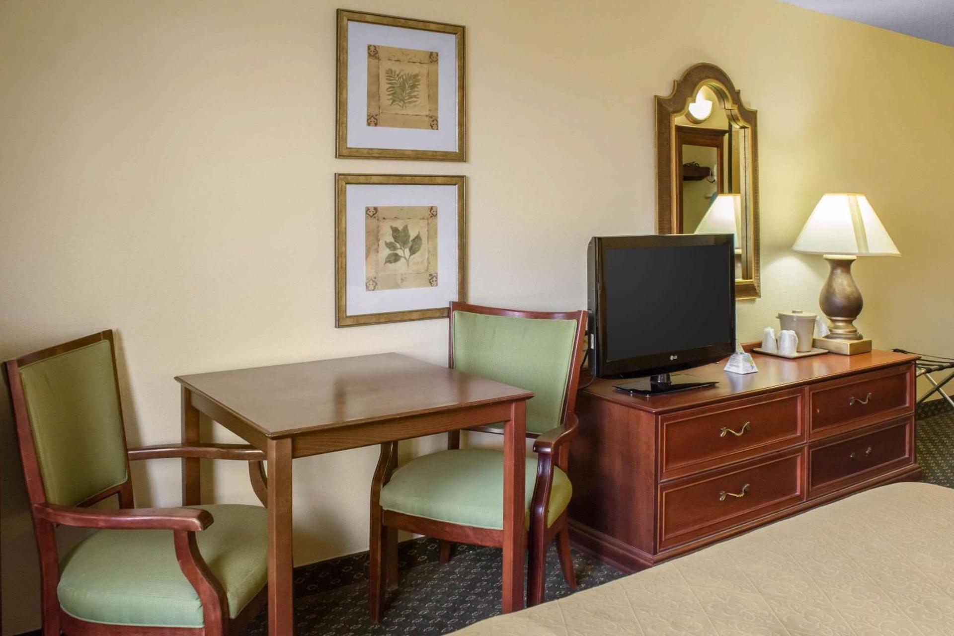 Quality Inn & Suites Sioux City Southeast photo 6