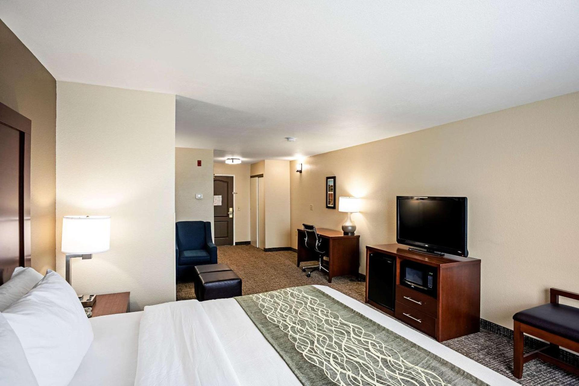 Comfort Inn & Suites Independence photo 5