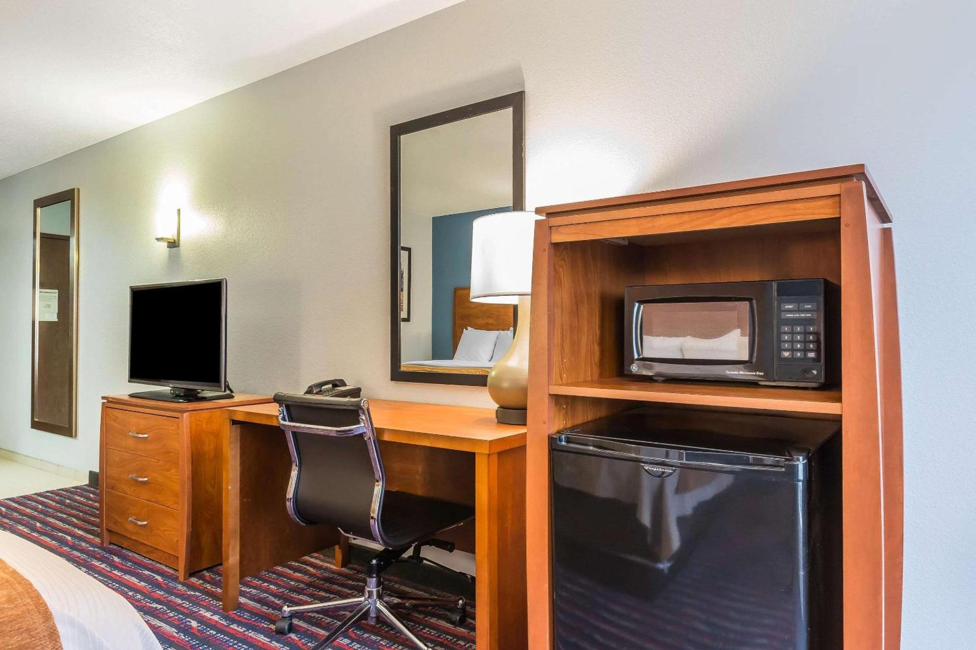Comfort Inn Alton near I-255 photo 10