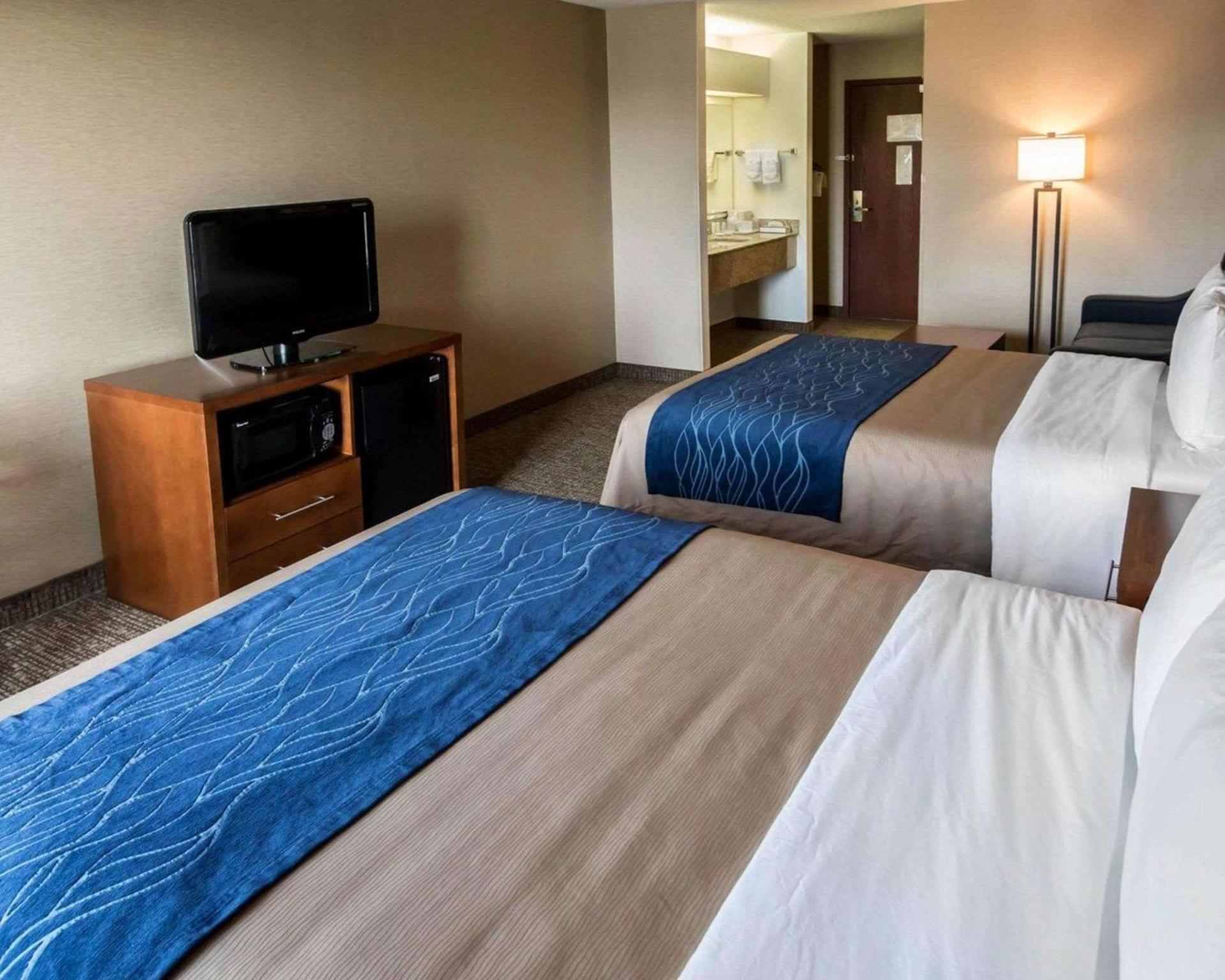 Comfort Inn Crystal Lake - Algonquin photo 10
