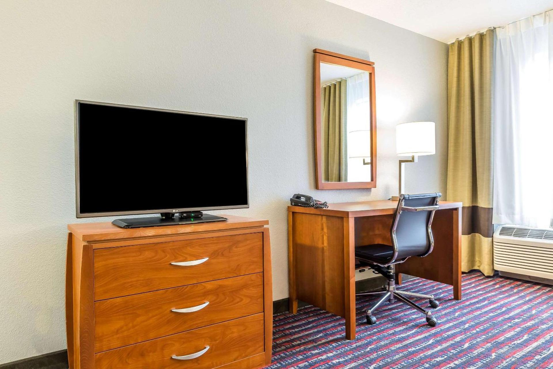 Comfort Inn Alton near I-255 photo 25