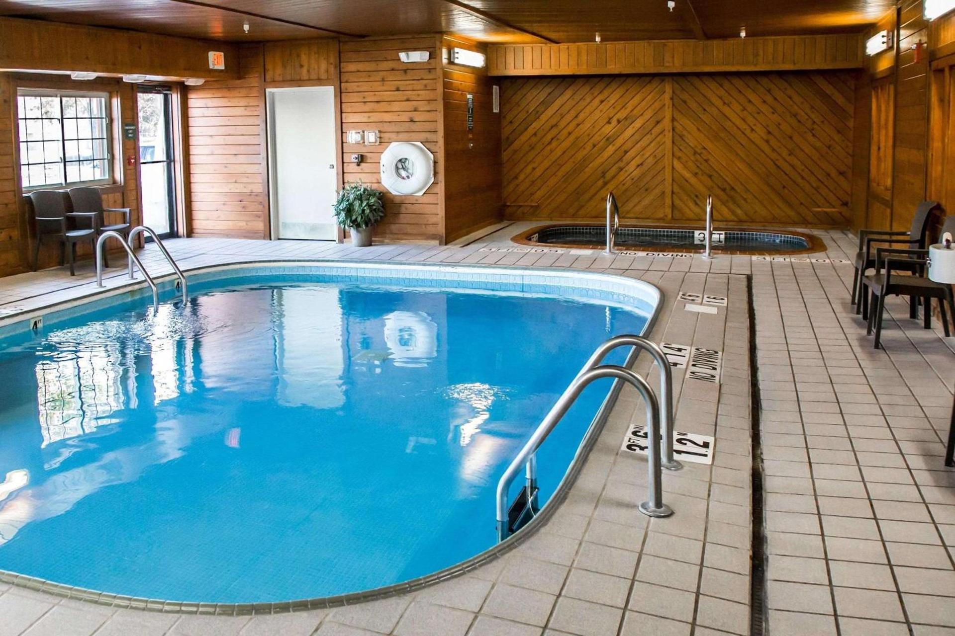 MainStay Suites Joliet I-55 photo 20