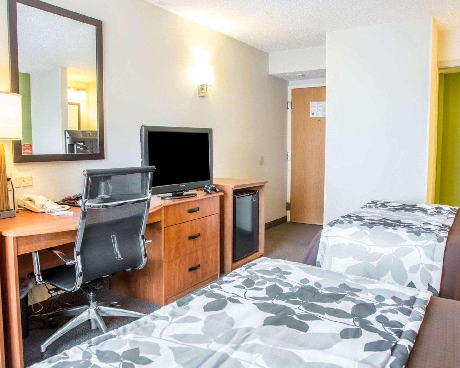 Sleep Inn Midway Airport photo 16