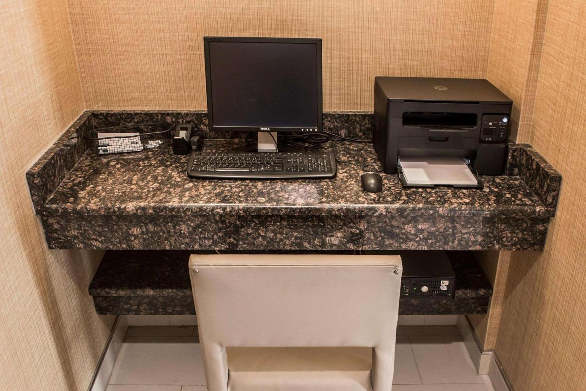 MainStay Suites Joliet I-55 photo 31