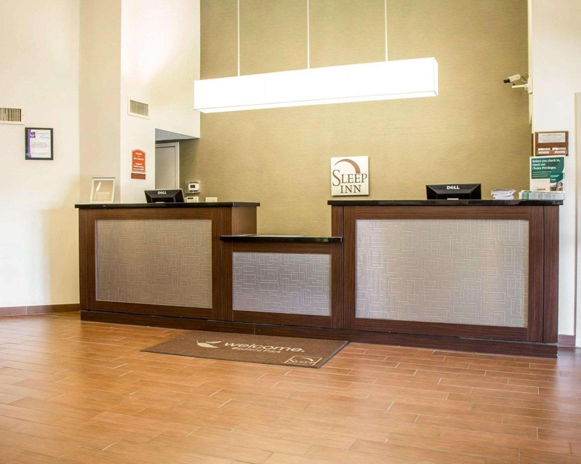 Sleep Inn Midway Airport photo 8