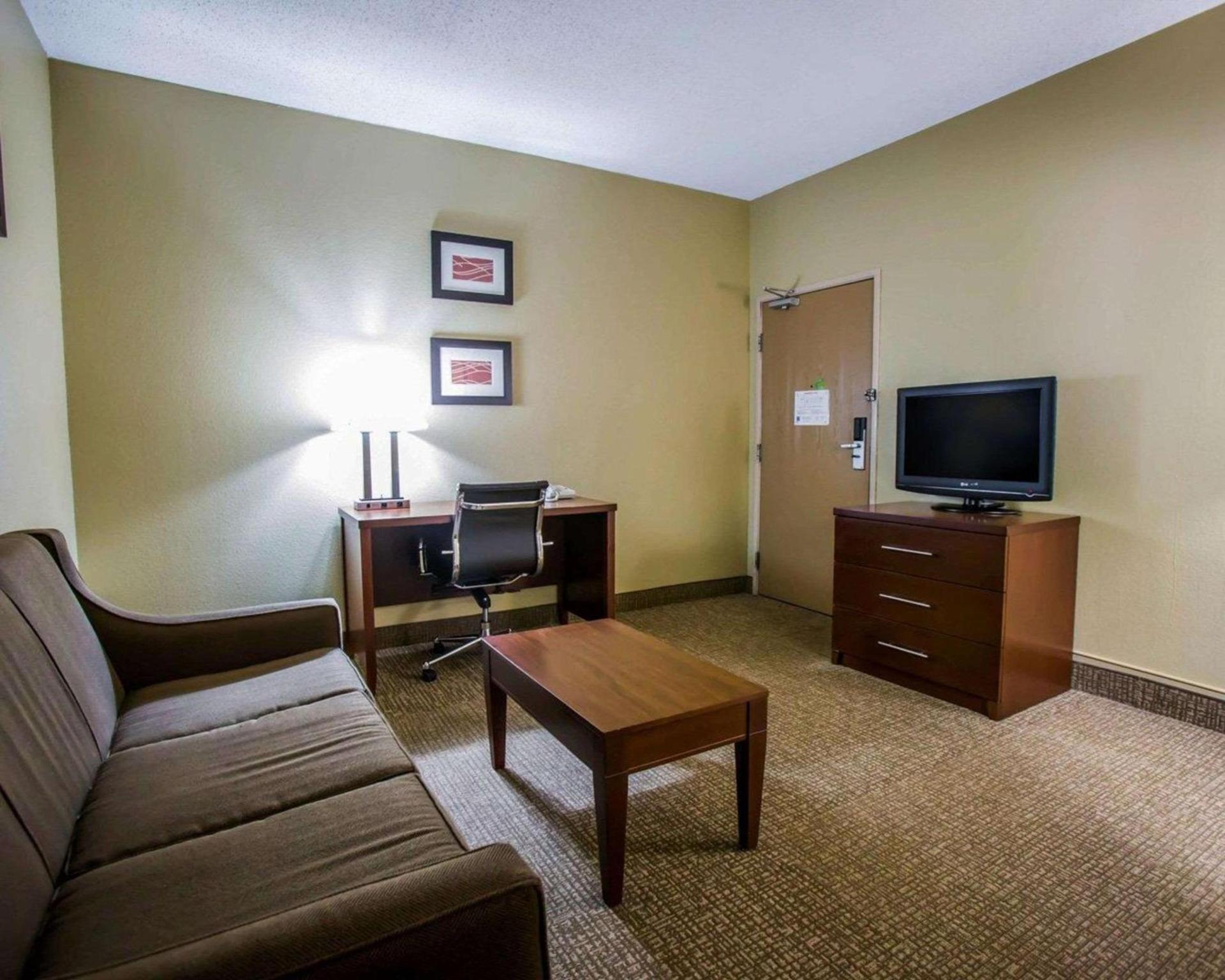 Comfort Inn Morris I-80 photo 22