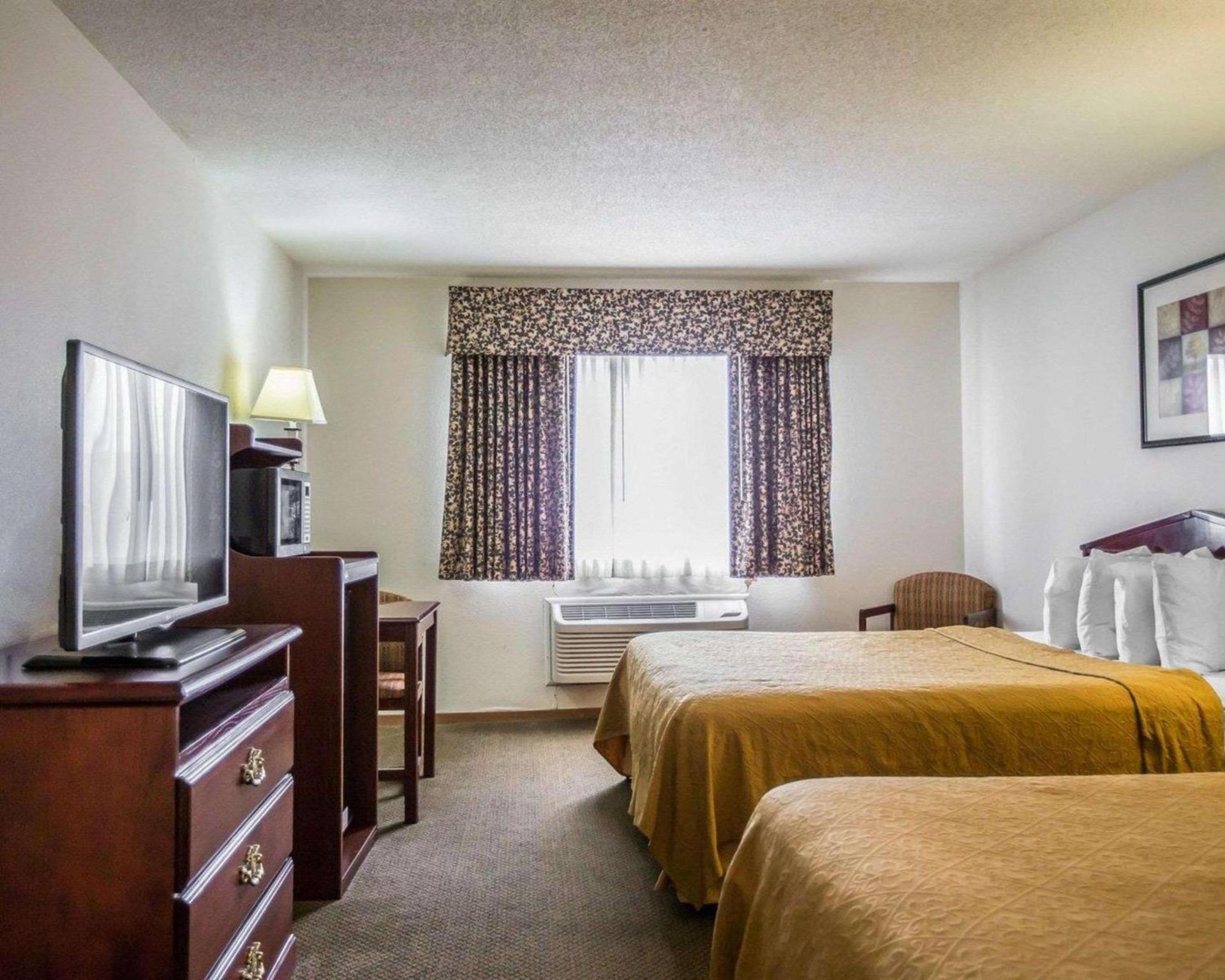 Quality Inn Peru near Starved Rock State Park photo 7
