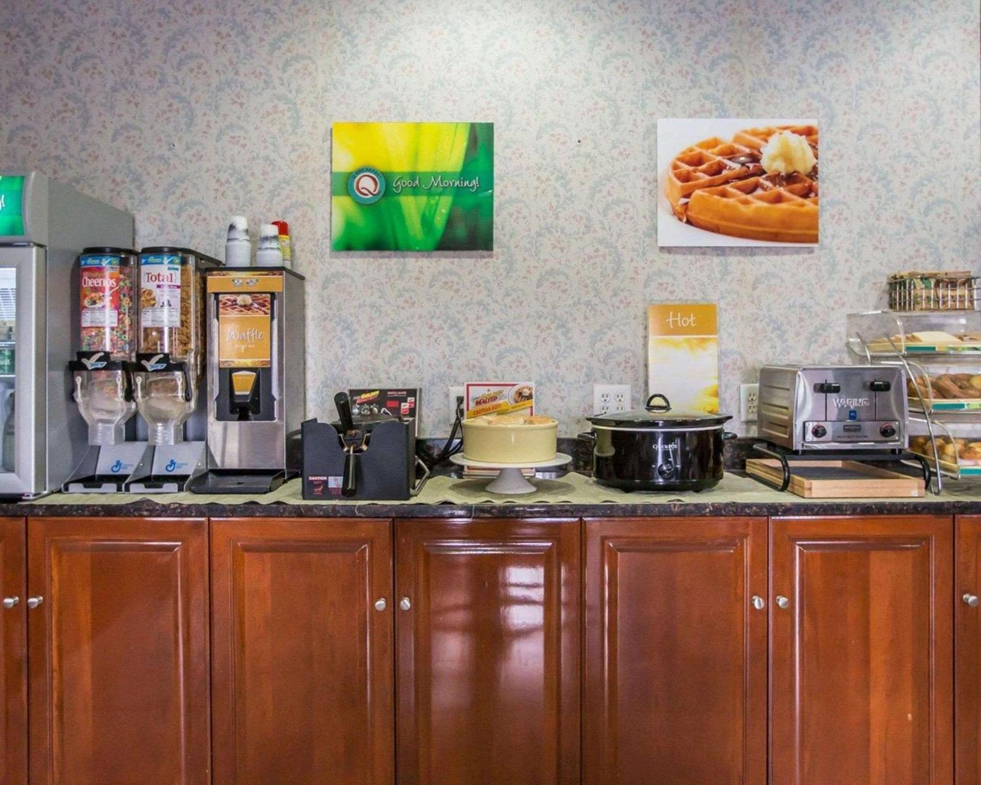 Quality Inn Peru near Starved Rock State Park photo 28
