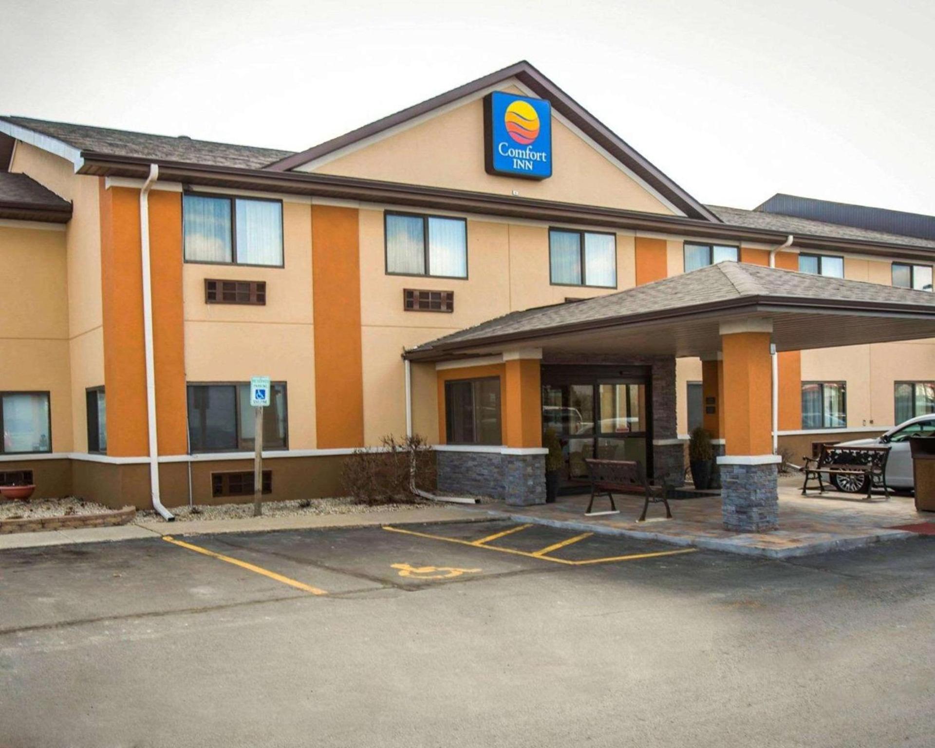 Comfort Inn Morris I-80 photo 25