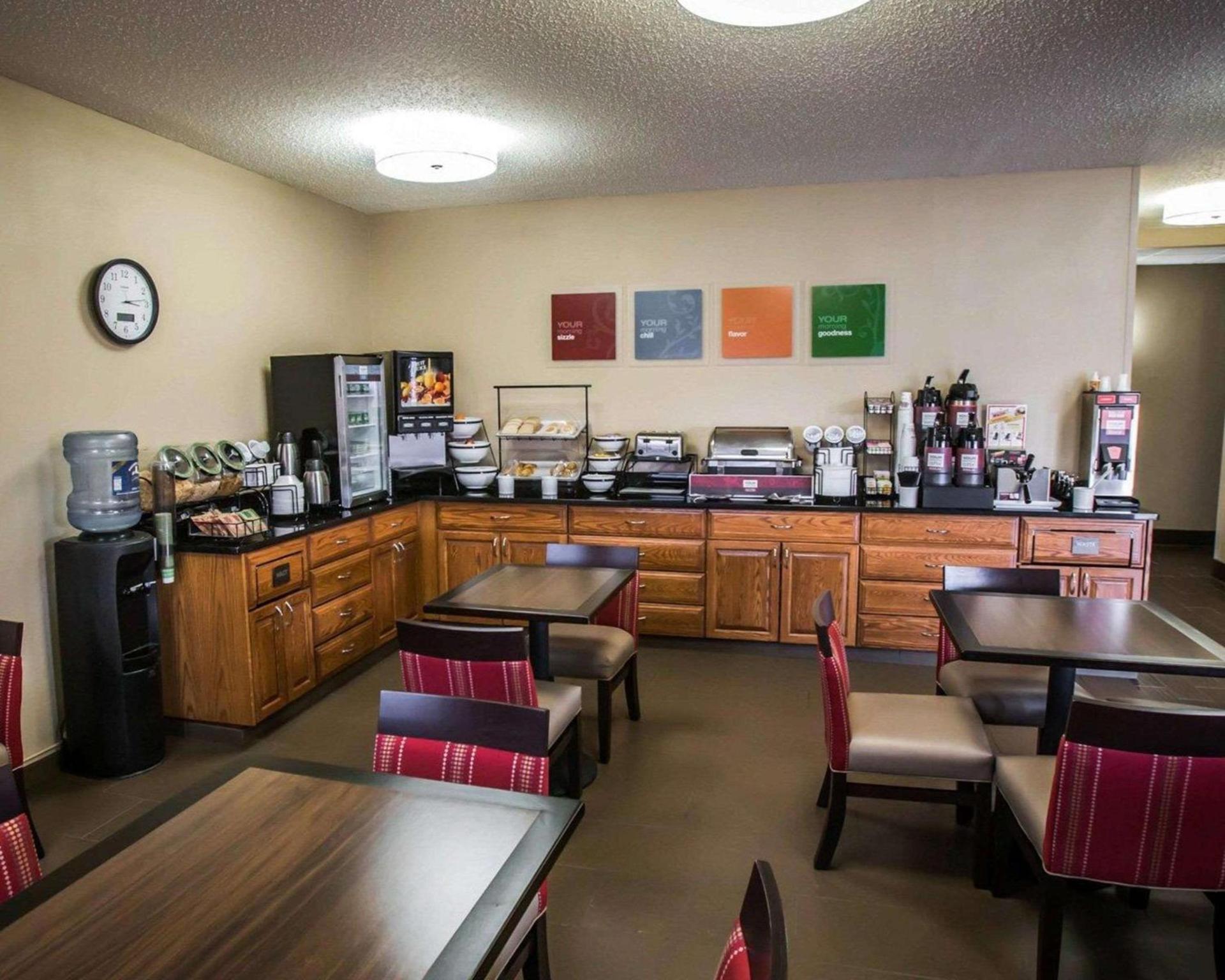 Comfort Inn Morris I-80 photo 26