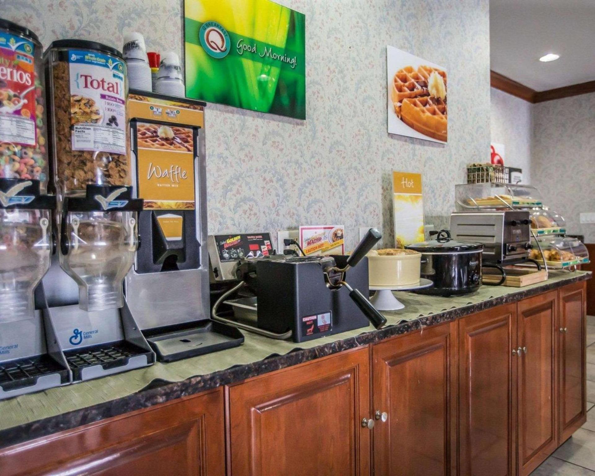 Quality Inn Peru near Starved Rock State Park photo 27