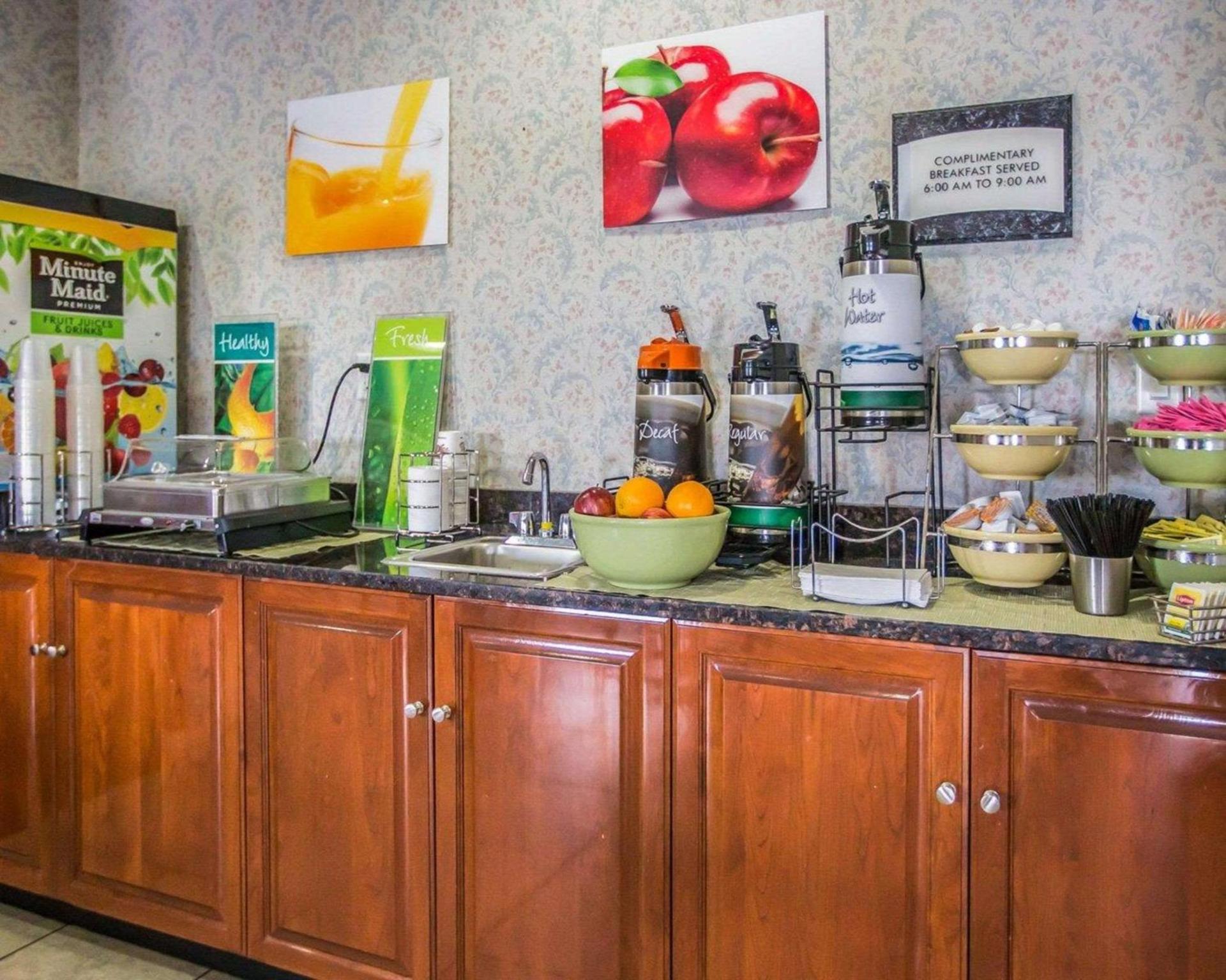 Quality Inn Peru near Starved Rock State Park photo 25