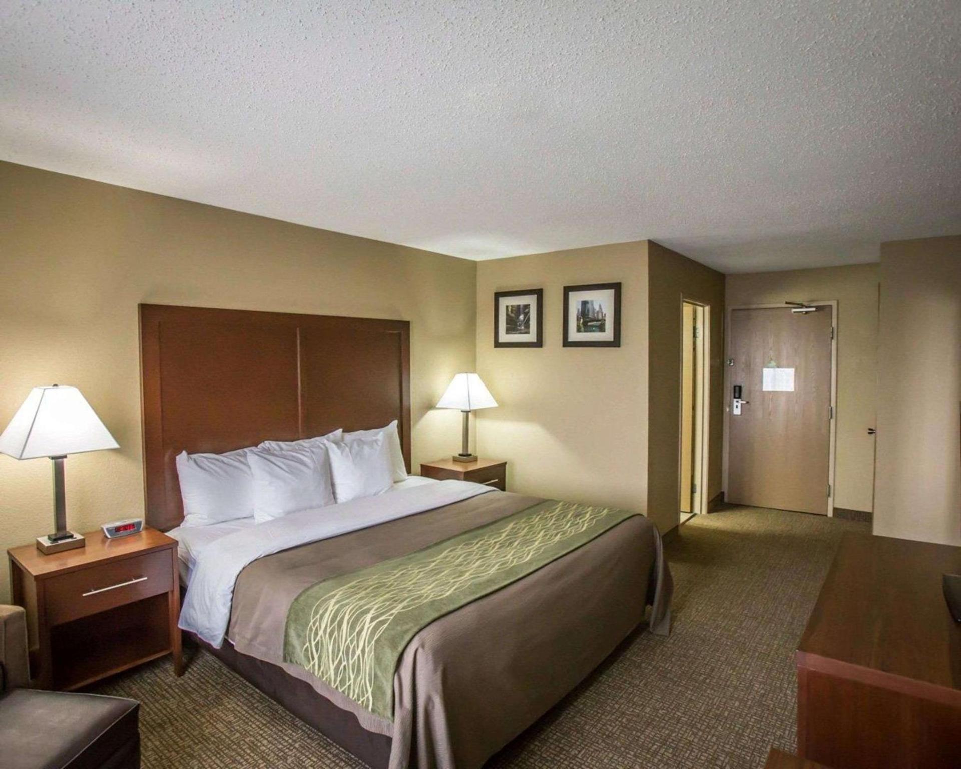 Comfort Inn Morris I-80 photo 8