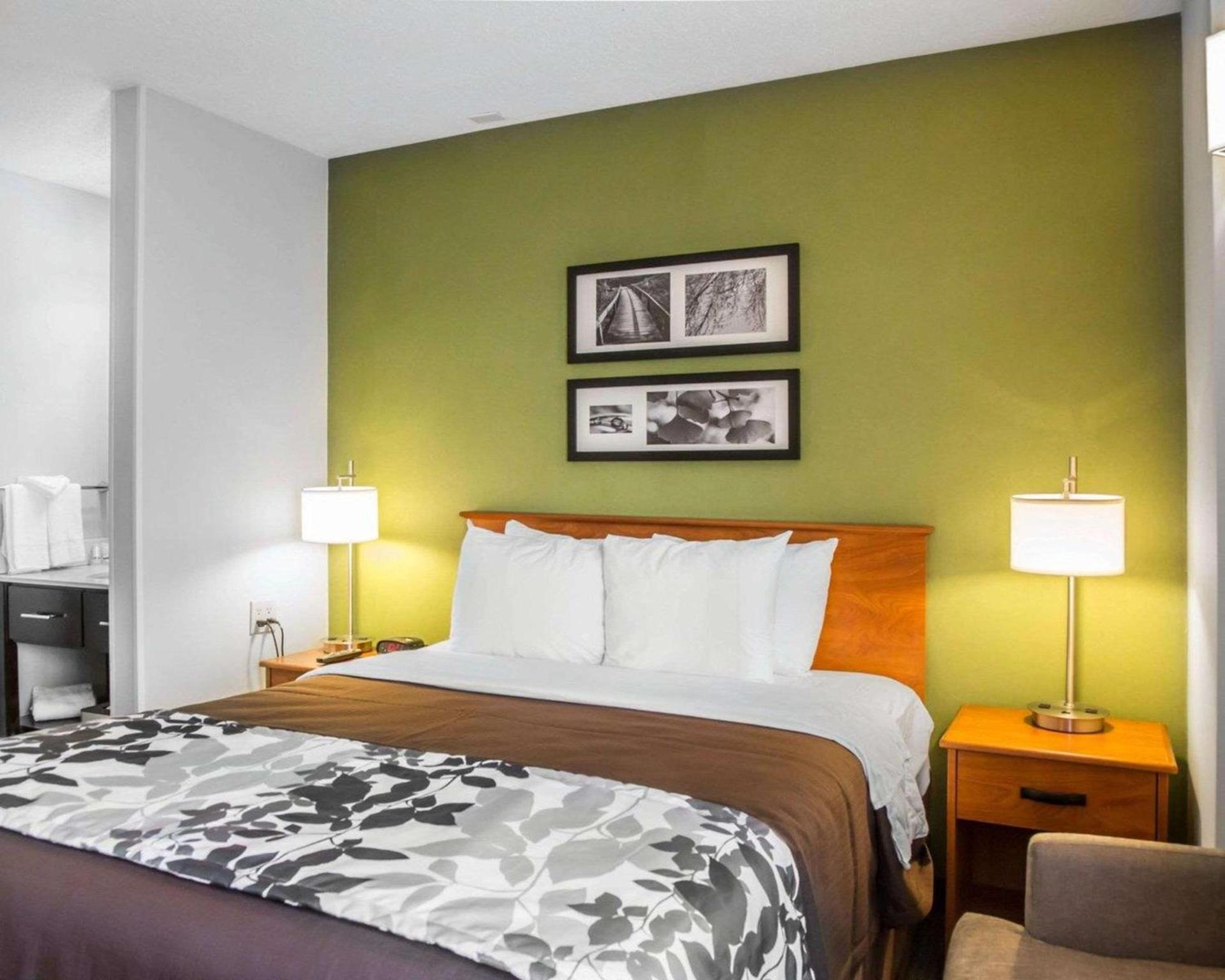 Sleep Inn Midway Airport photo 11