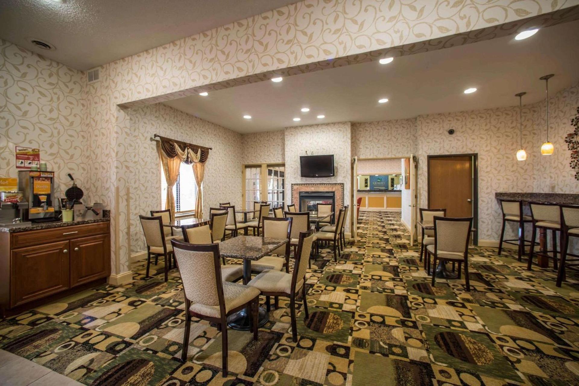 Quality Inn Litchfield Route 66 photo 14
