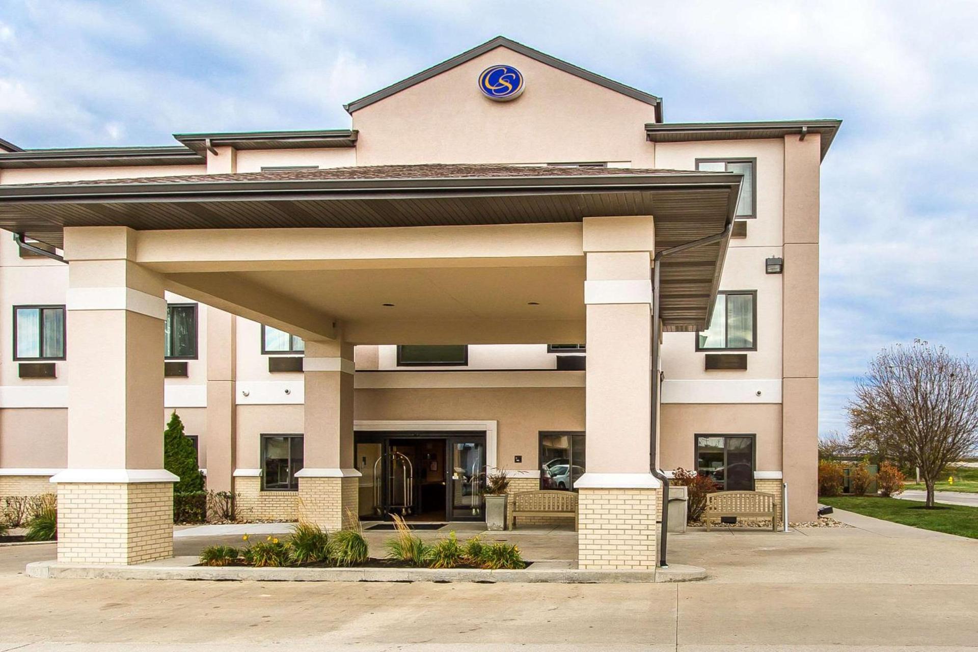 Comfort Suites Mattoon East photo 2