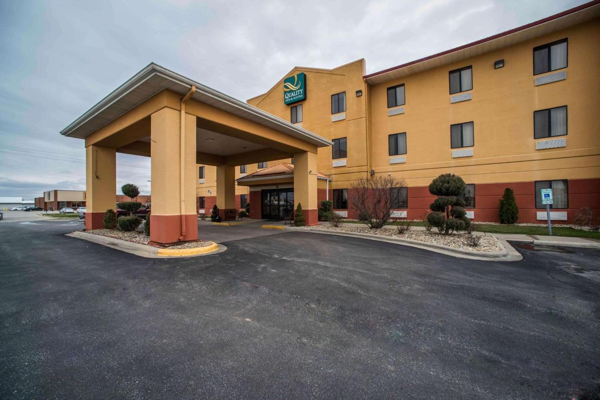 Quality Inn Litchfield Route 66 photo 21