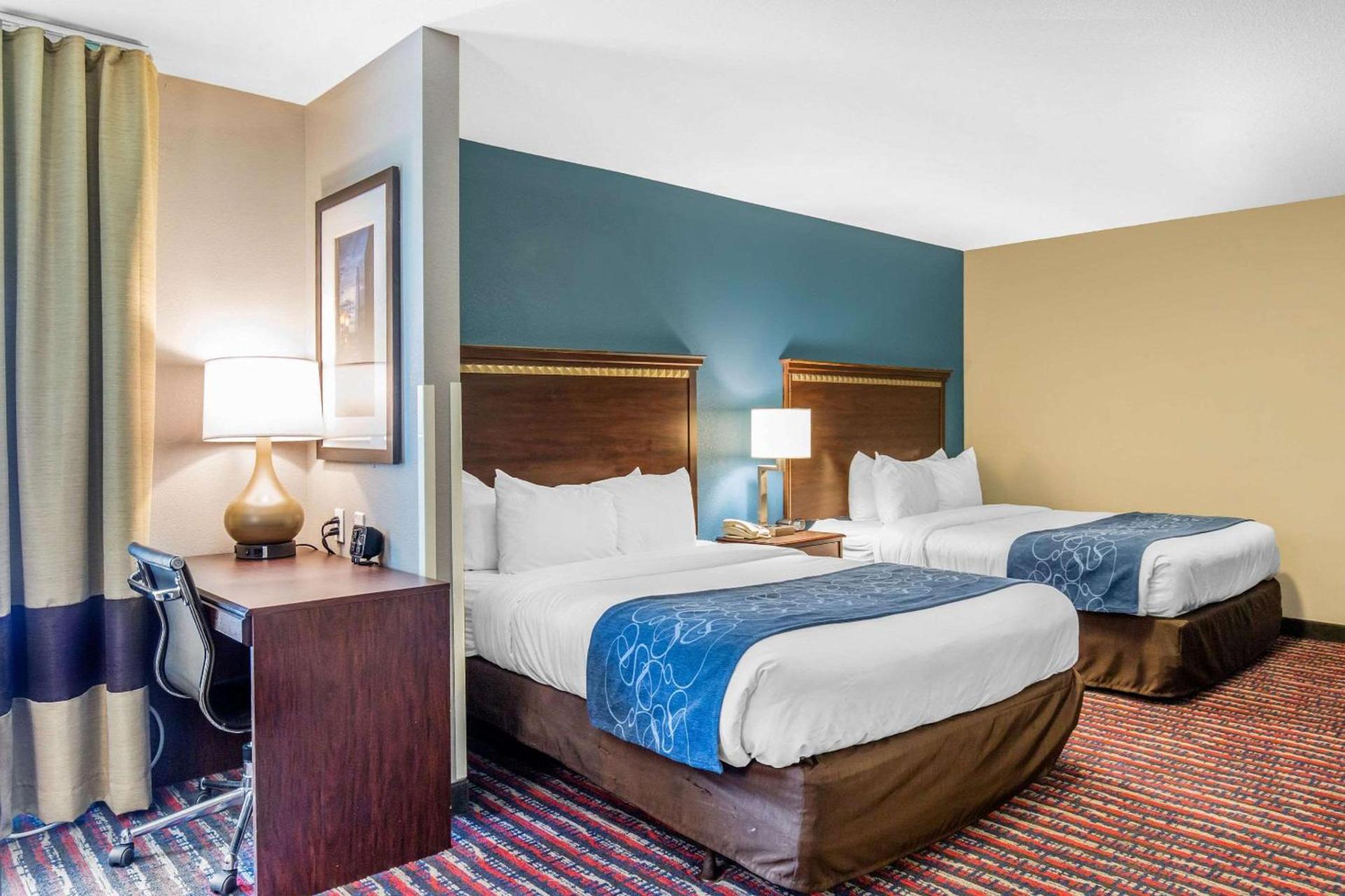 Comfort Suites Fairview Heights Saint Louis photo 26