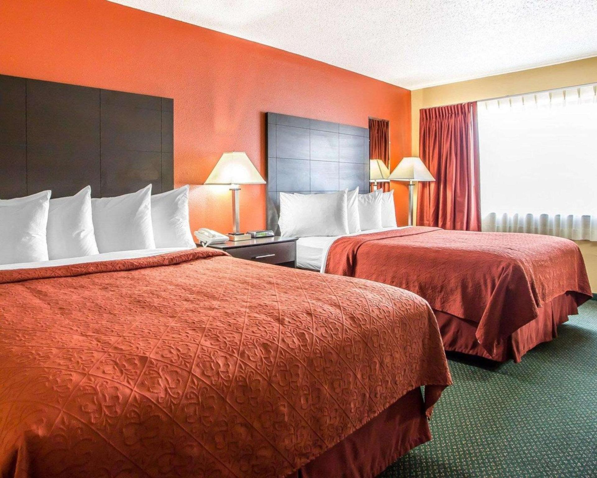 Quality Inn Morton at I-74 photo 16