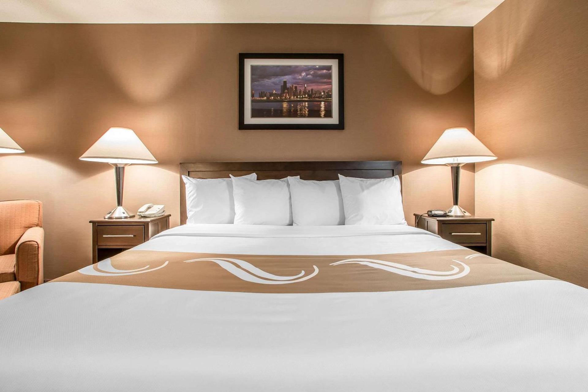 Quality Inn Elgin I-90 photo 2