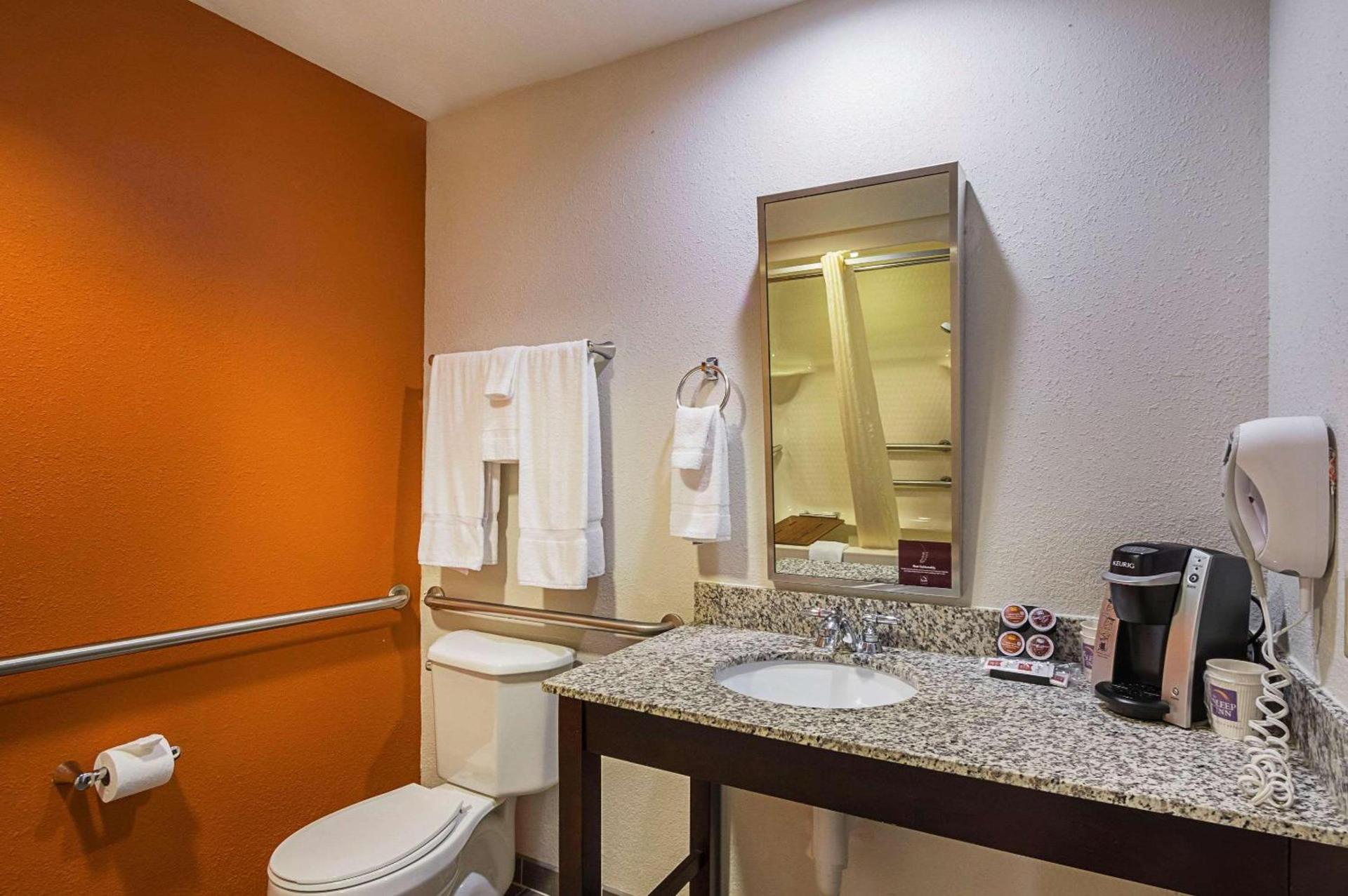 Sleep Inn & Suites photo 9