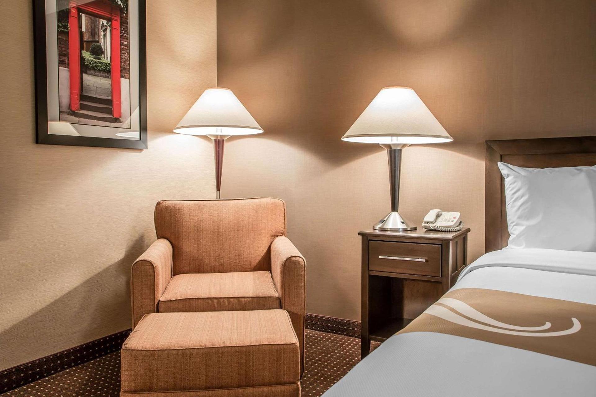 Quality Inn Elgin I-90 photo 12