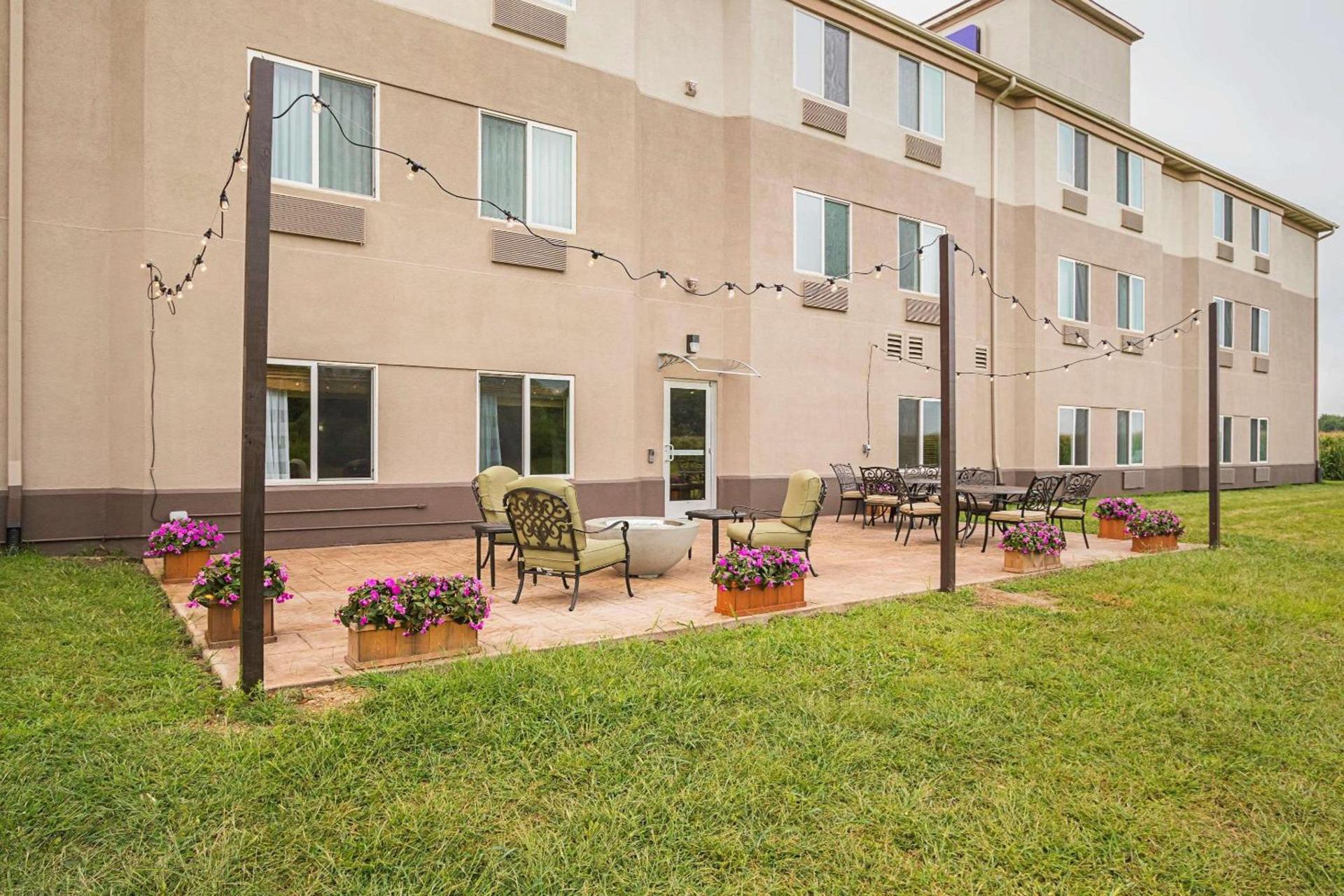 Sleep Inn & Suites photo 2