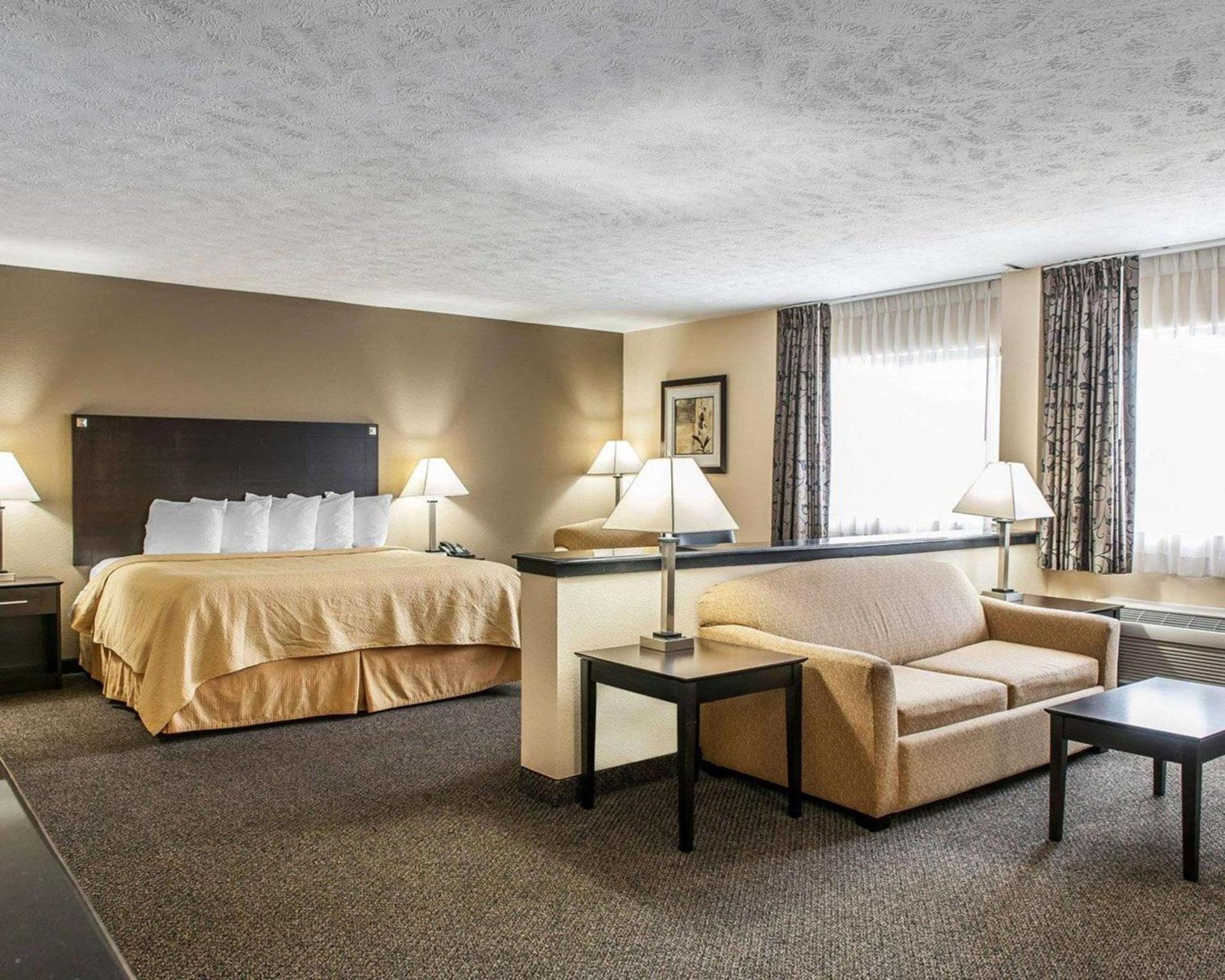 Quality Inn & Suites Mattoon South photo 15