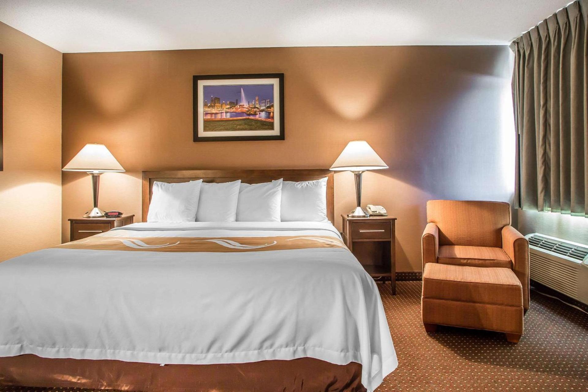 Quality Inn Elgin I-90 photo 7