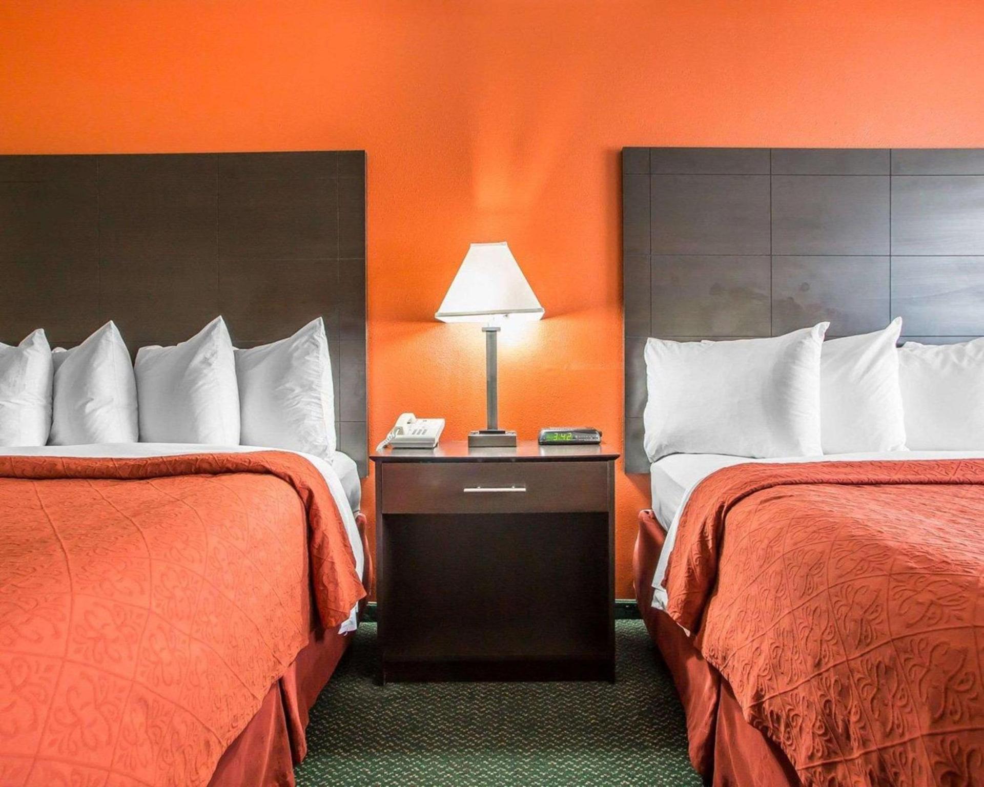 Quality Inn Morton at I-74 photo 15