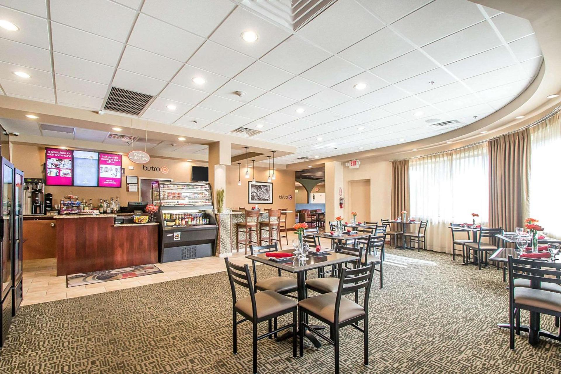 Clarion Inn Elmhurst - Oak Brook near I-88, I-290, I-294 photo 45