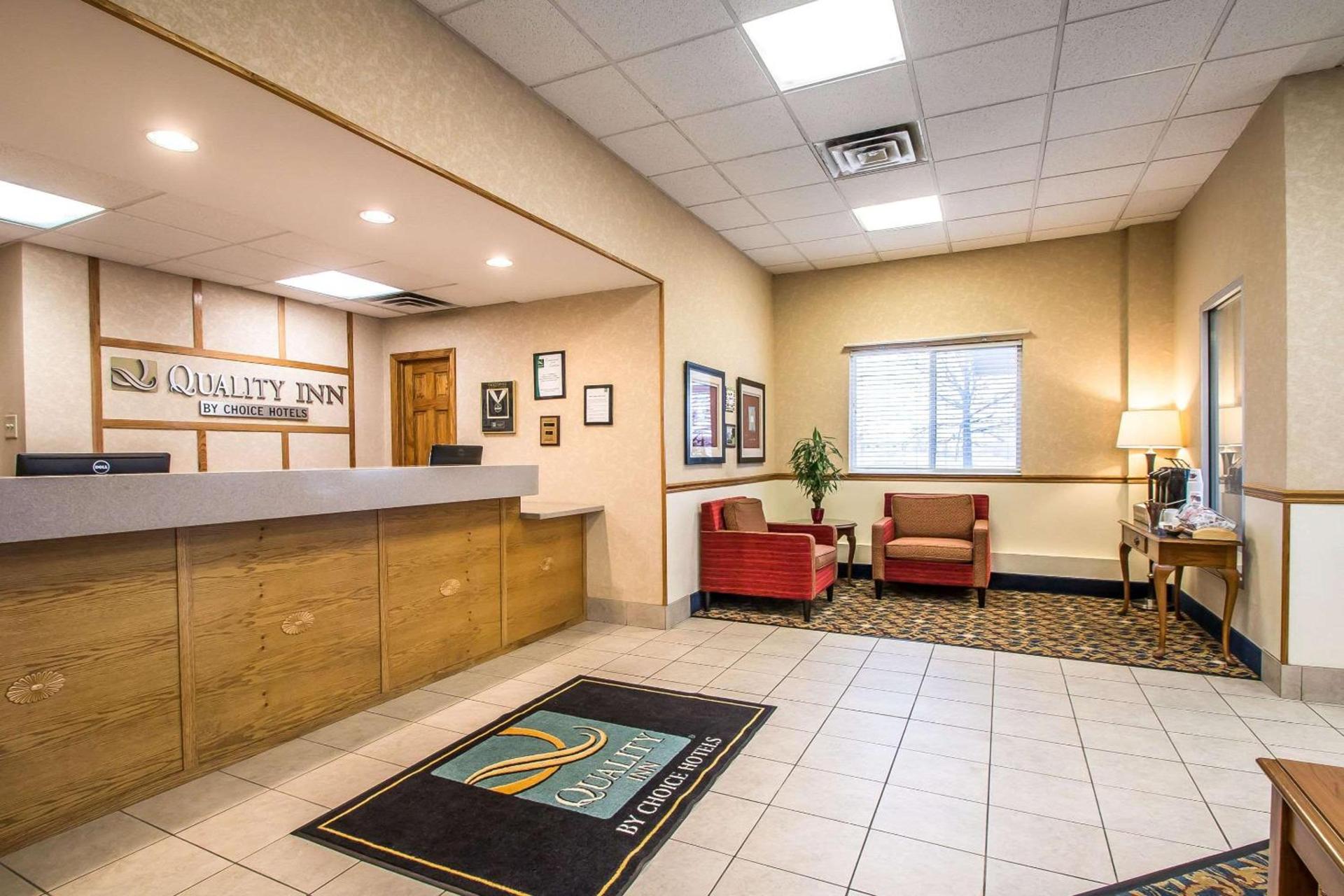 Quality Inn Morris I-80 photo 9