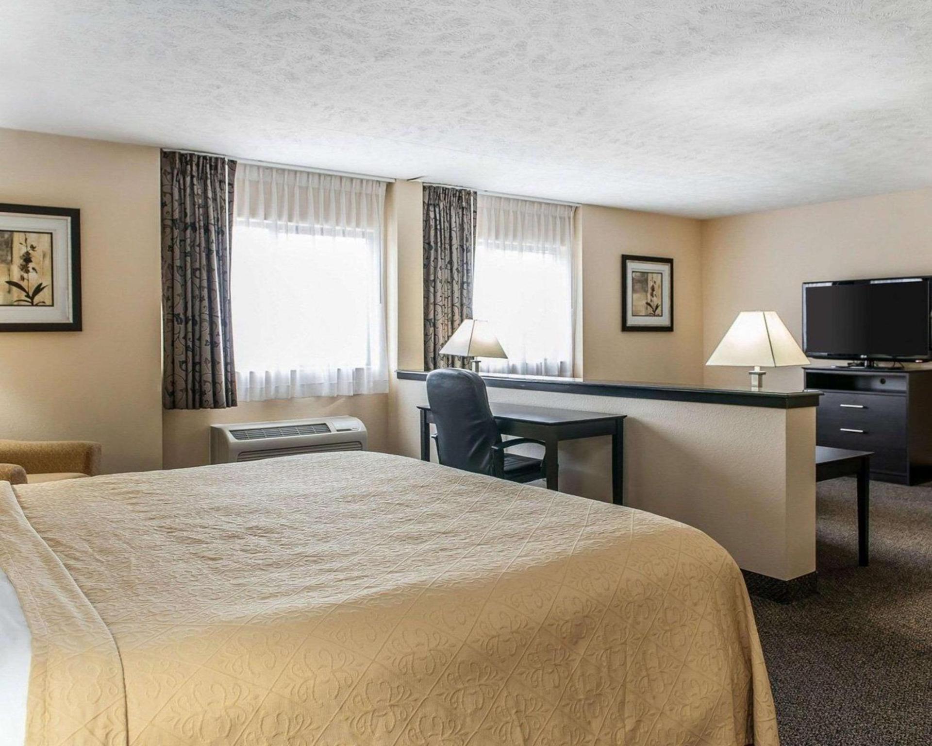 Quality Inn & Suites Mattoon South photo 21