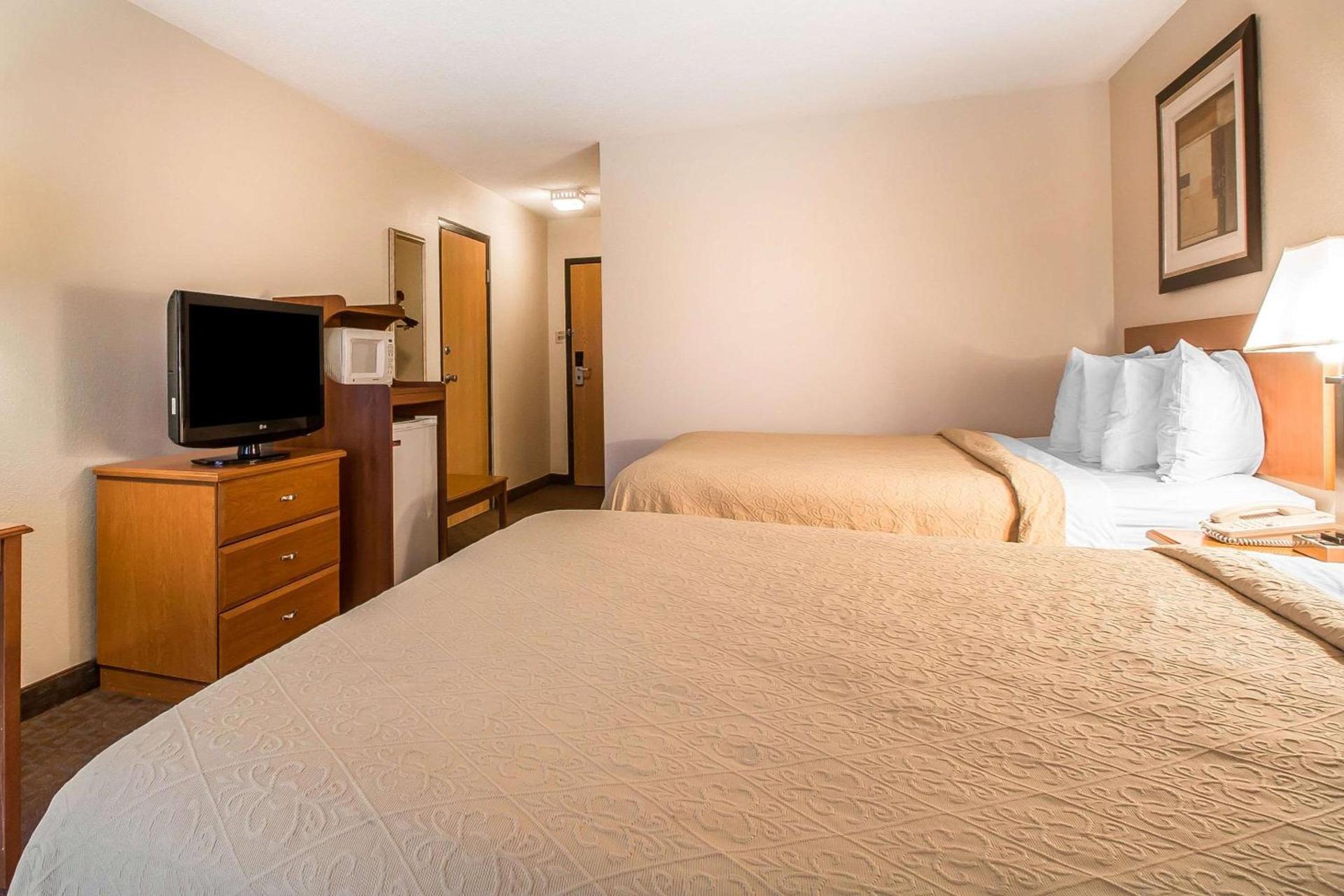 Quality Inn Morris I-80 photo 11