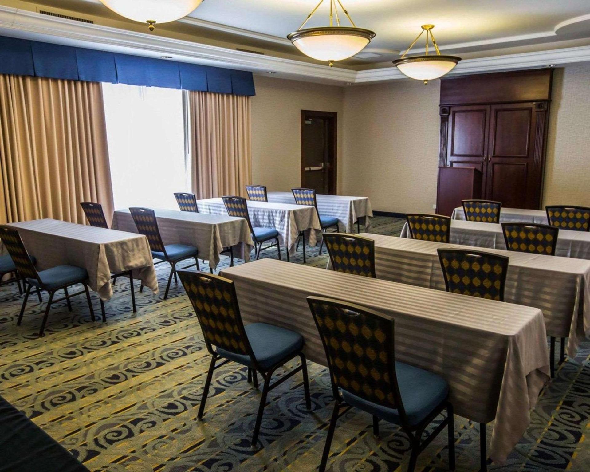 Quality Inn Schaumburg - Chicago near the Mall photo 22