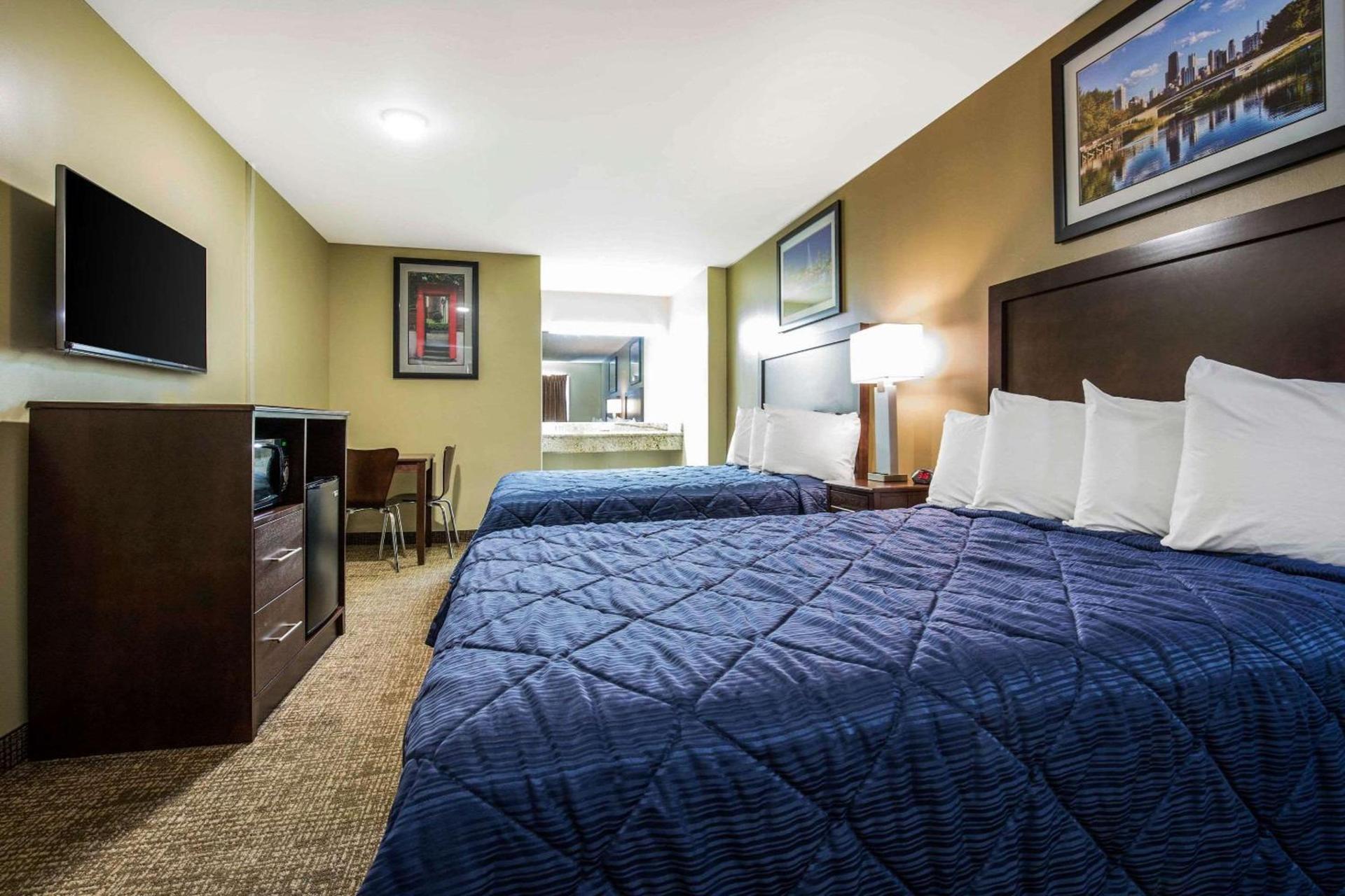 Rodeway Inn Lyons - La Grange photo 7