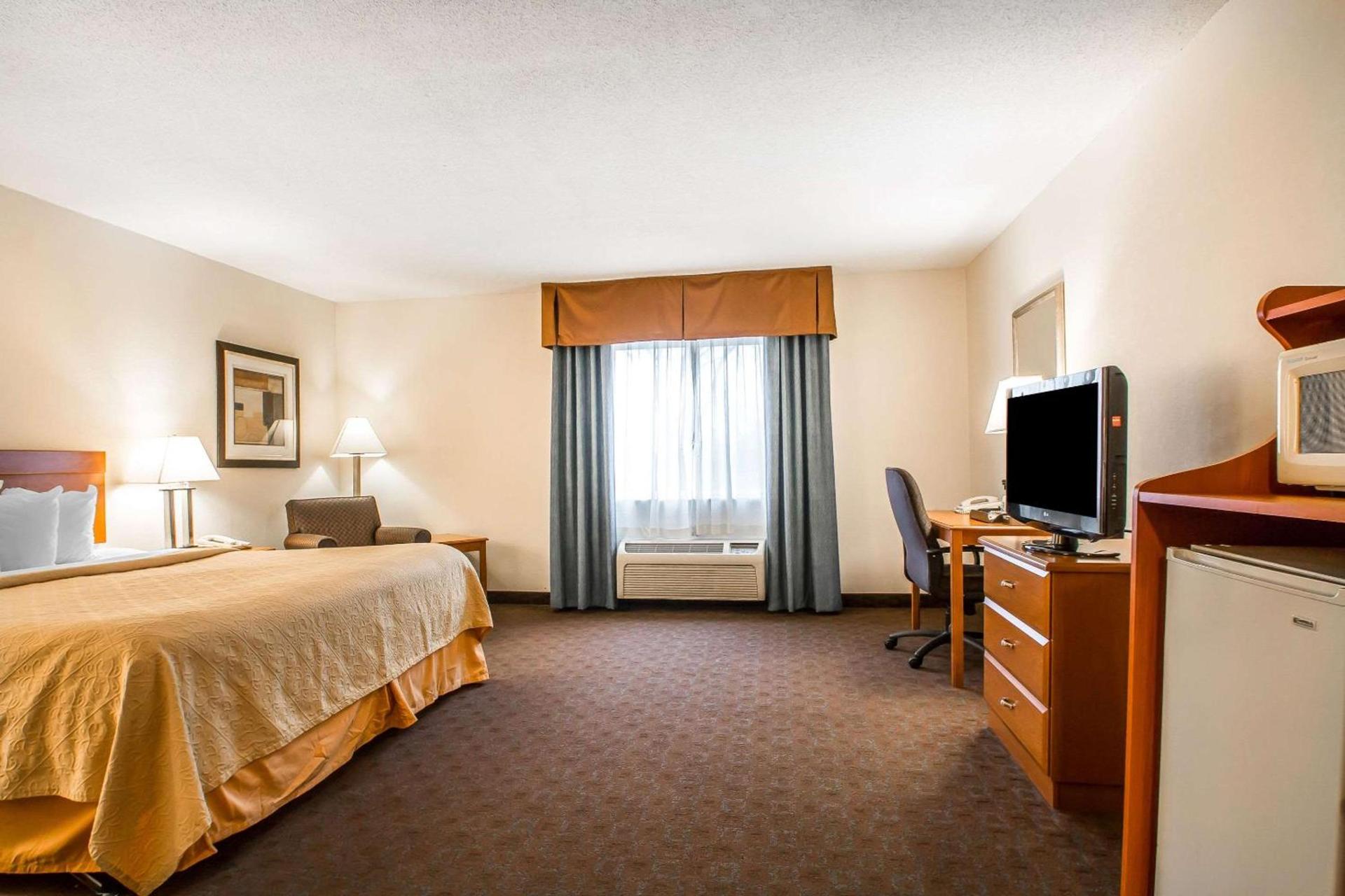 Quality Inn Morris I-80 photo 16