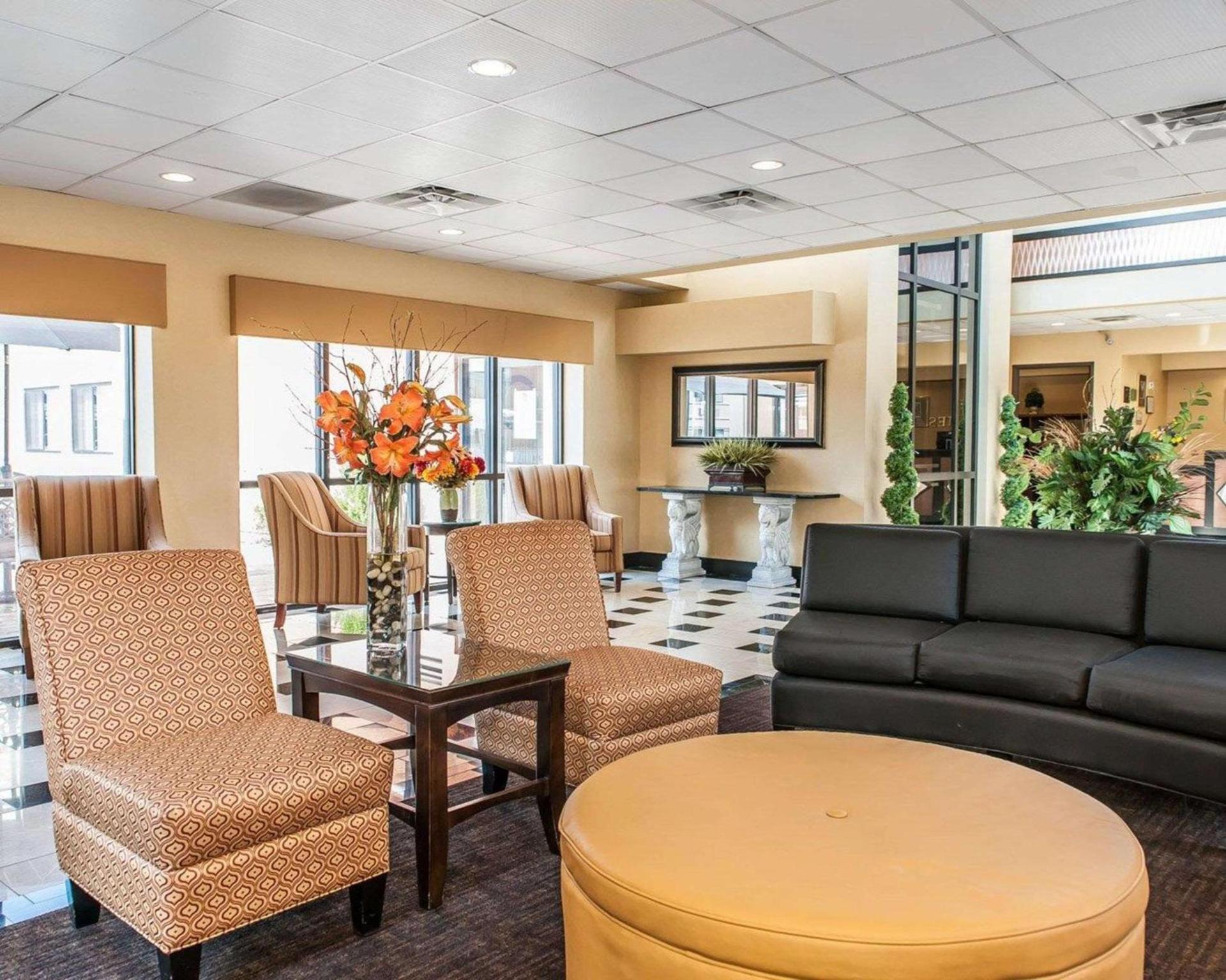 Quality Inn & Suites Mattoon South photo 5