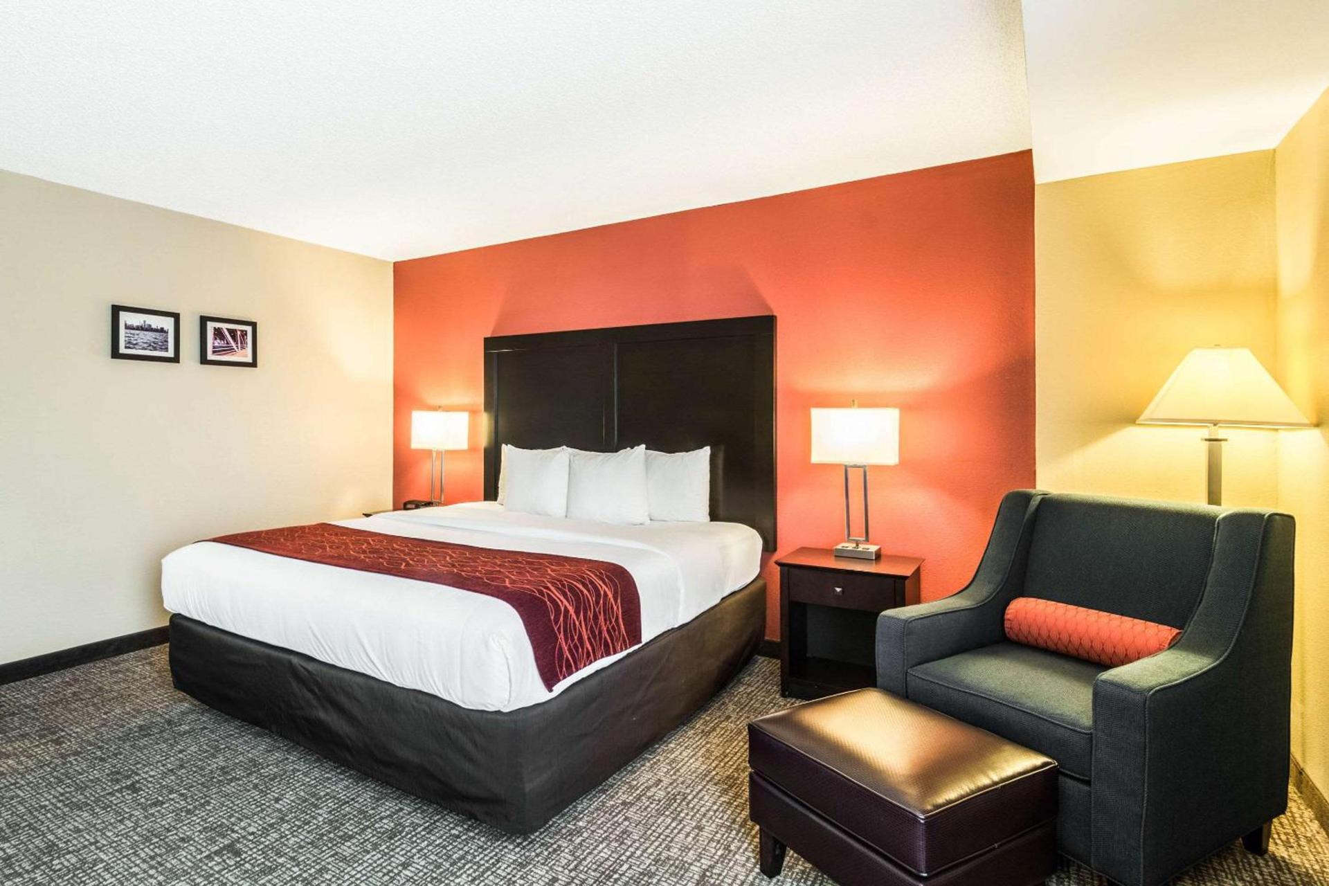 Spark by Hilton Des Plaines Chicago O'Hare photo 2