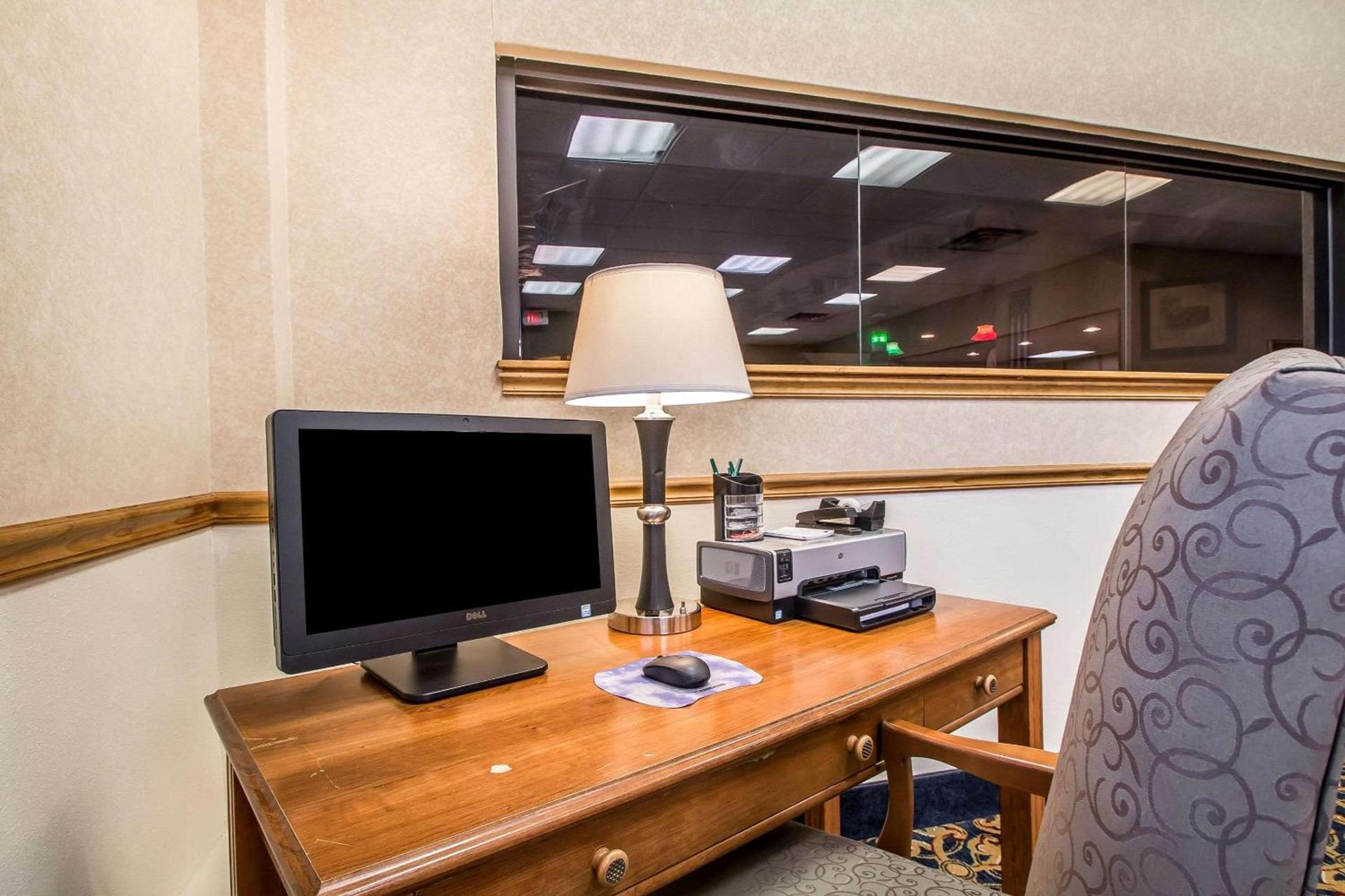 Quality Inn Morris I-80 photo 21