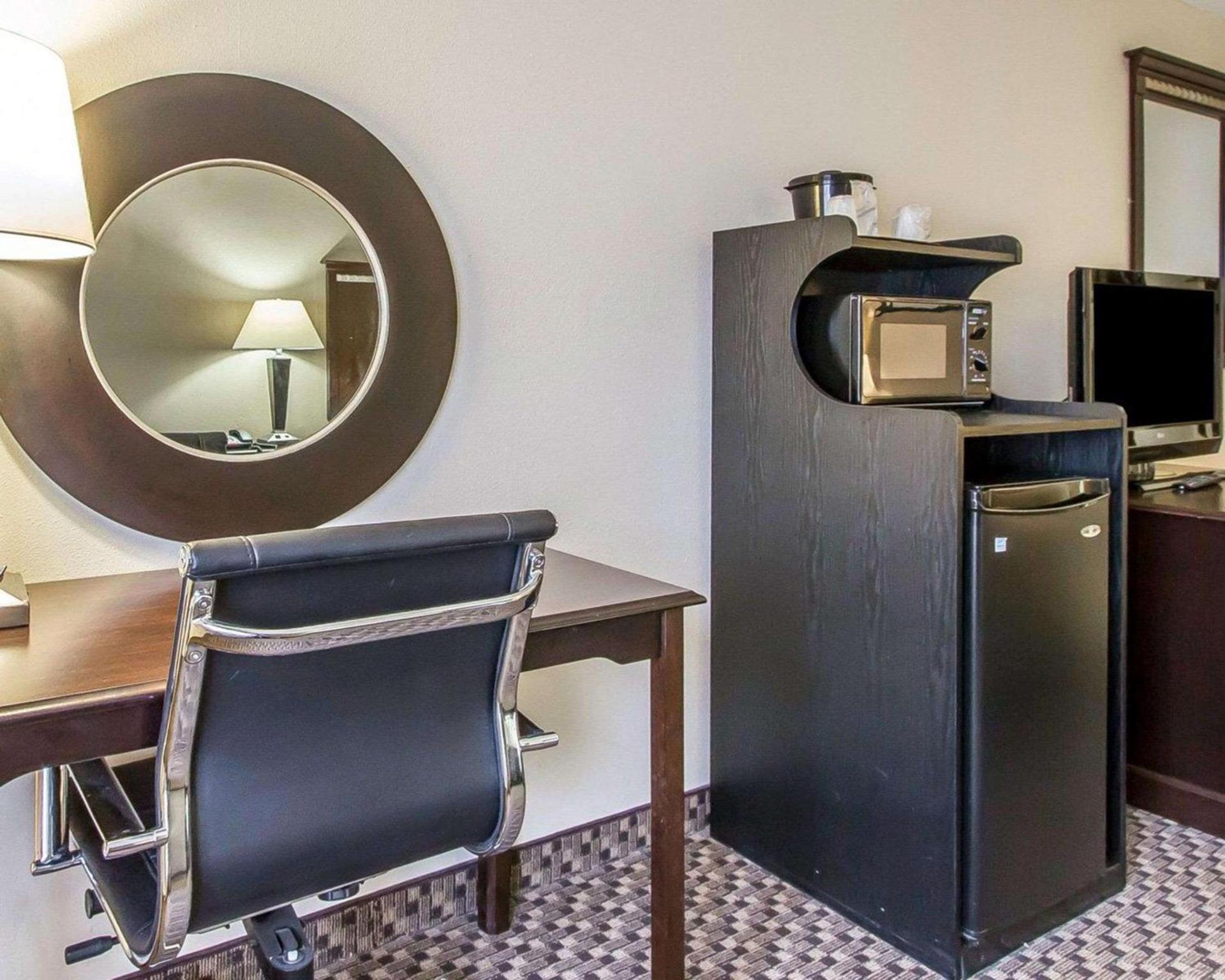 Quality Inn Macomb near University Area photo 10