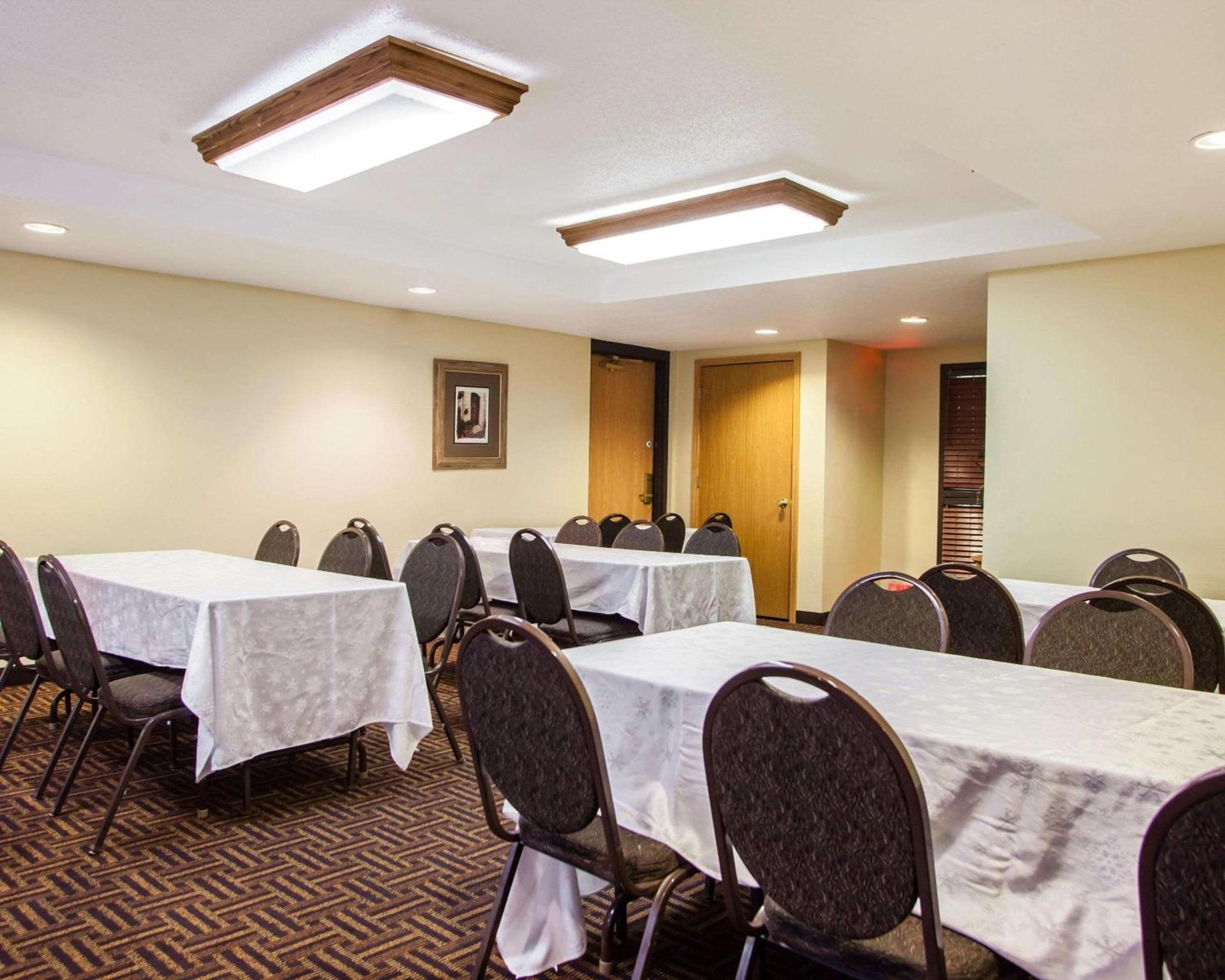 Quality Inn Bolingbrook I-55 photo 29