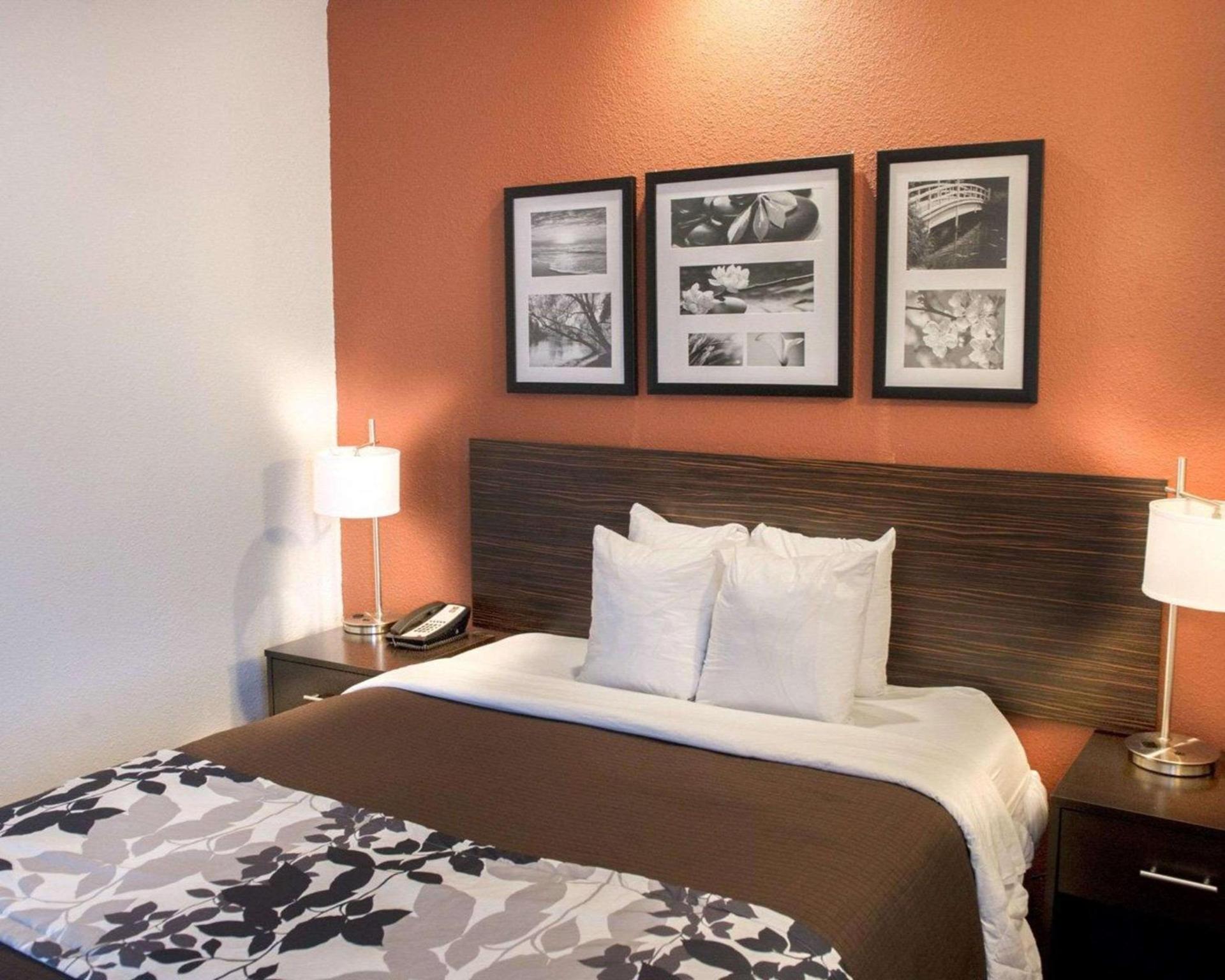 Sleep Inn O'Fallon near I-64 photo 6